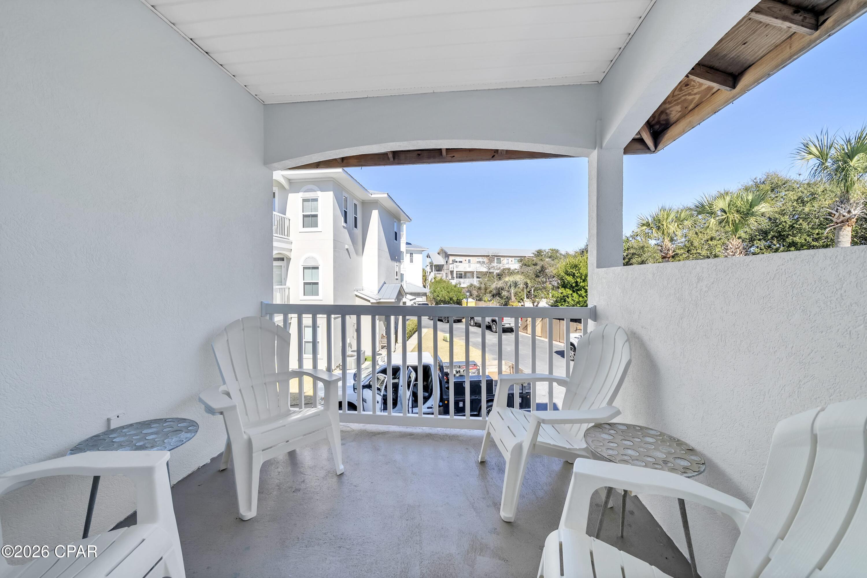 Casa Del Mar - Residential