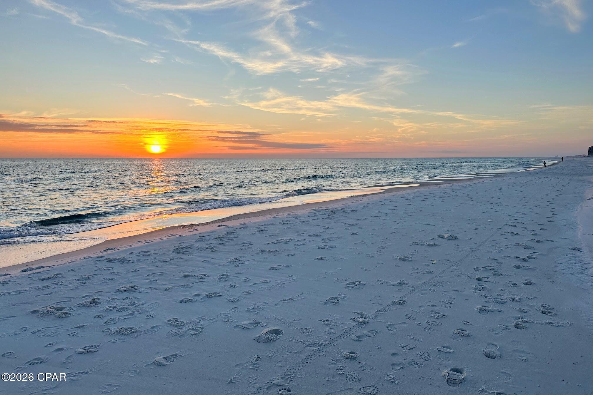 Casa Del Mar - Residential