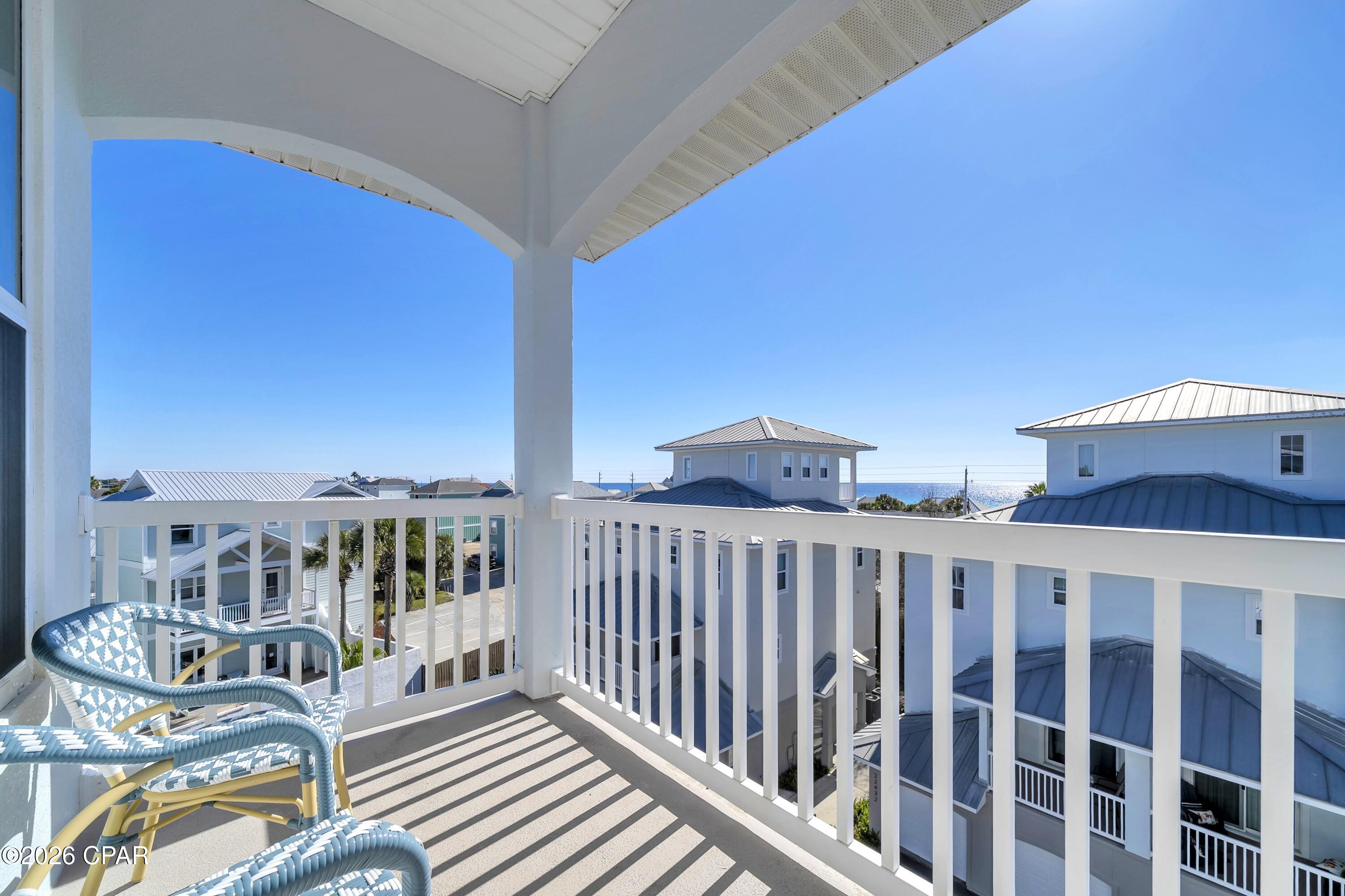 Casa Del Mar - Residential