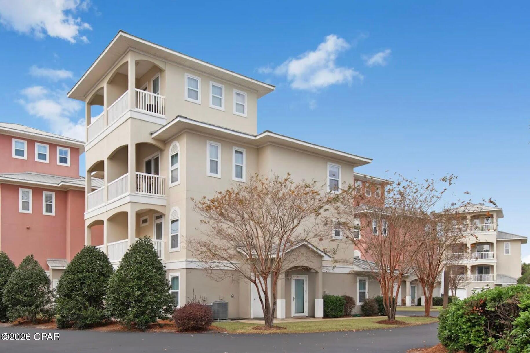 Casa Del Mar - Residential