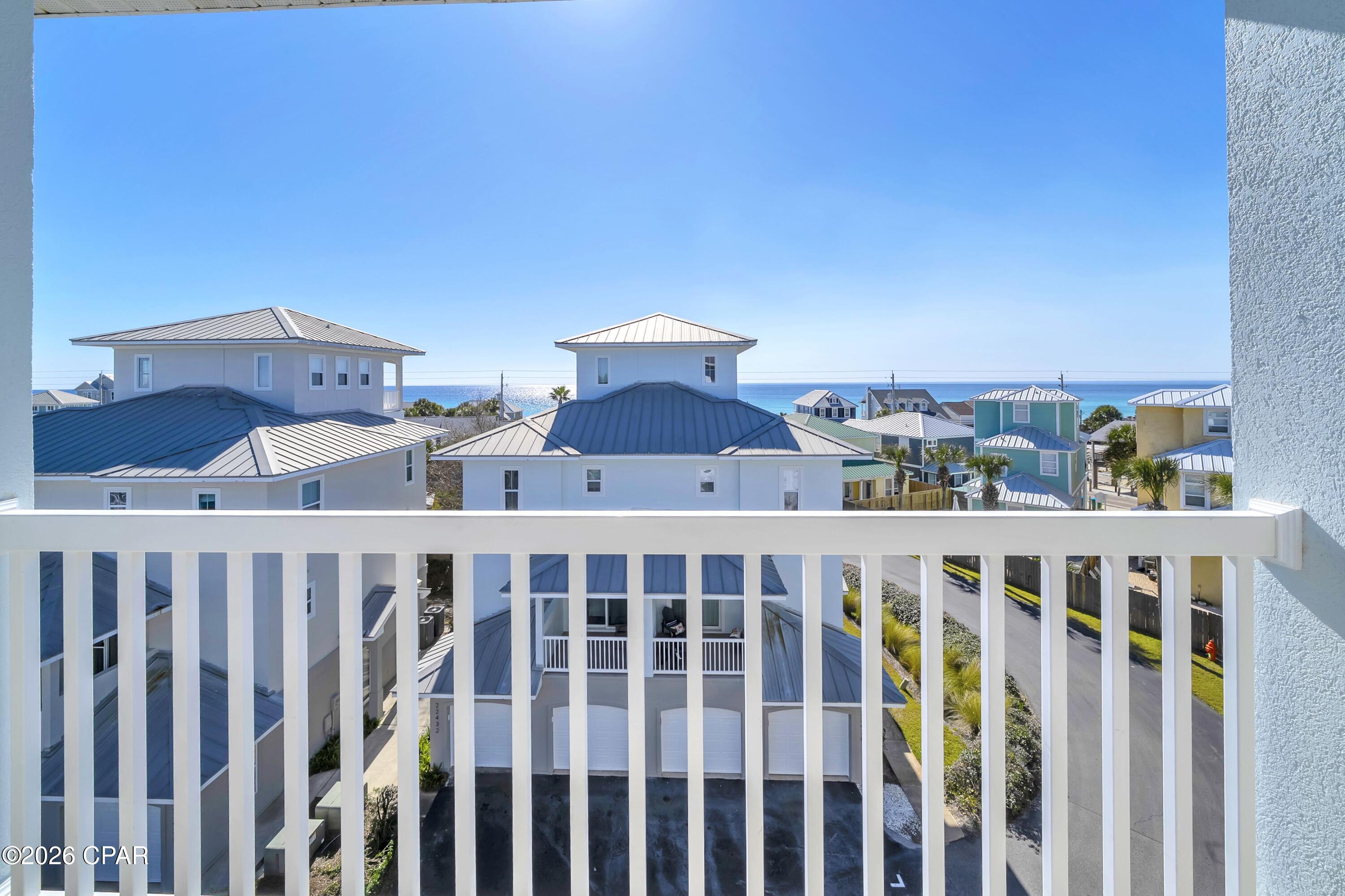 Casa Del Mar - Residential