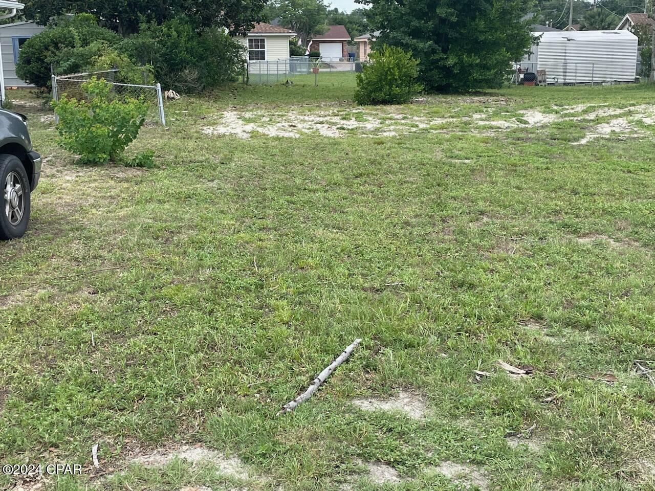 [No Recorded Subdiv] - Land