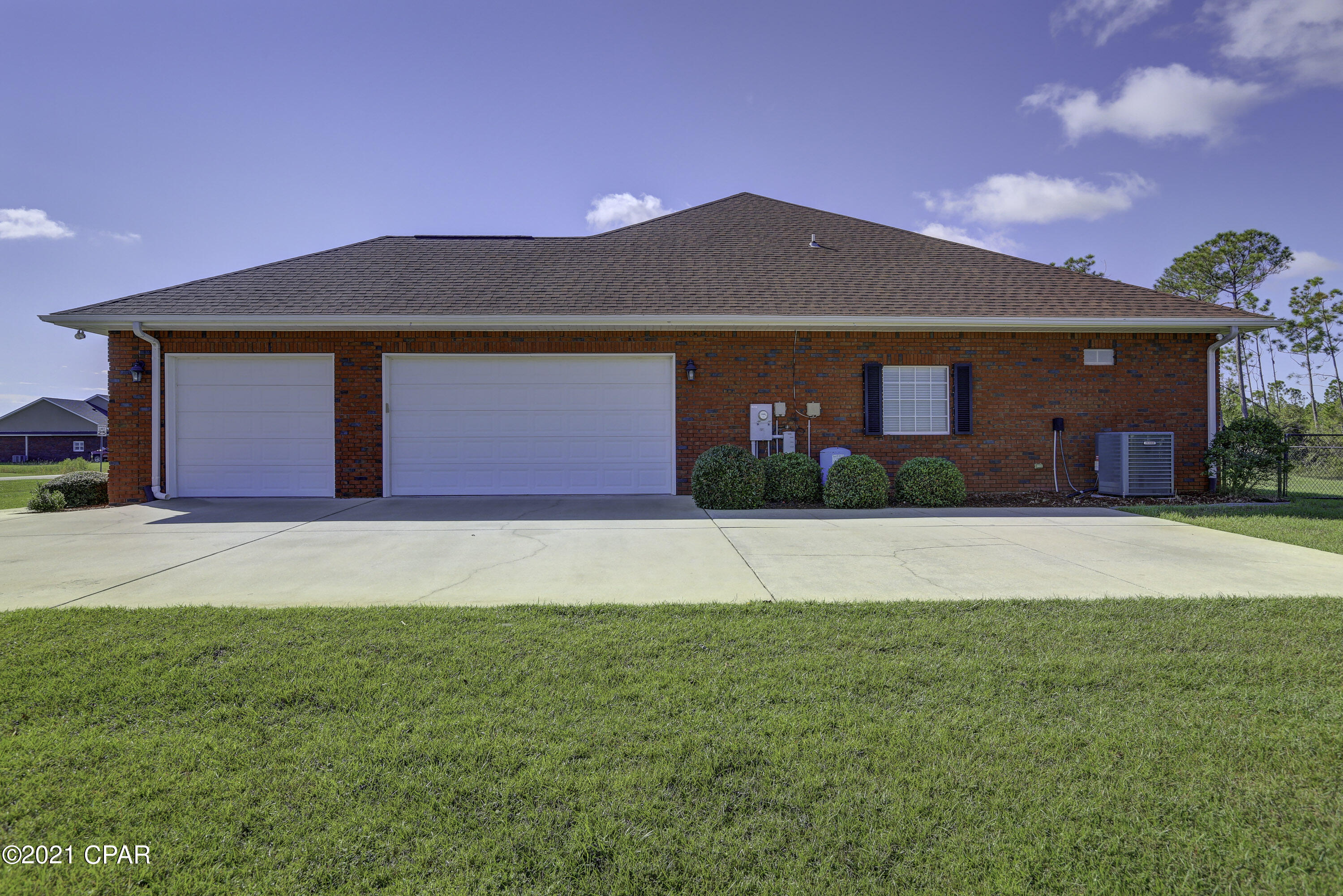 Kirkland Manor - Residential