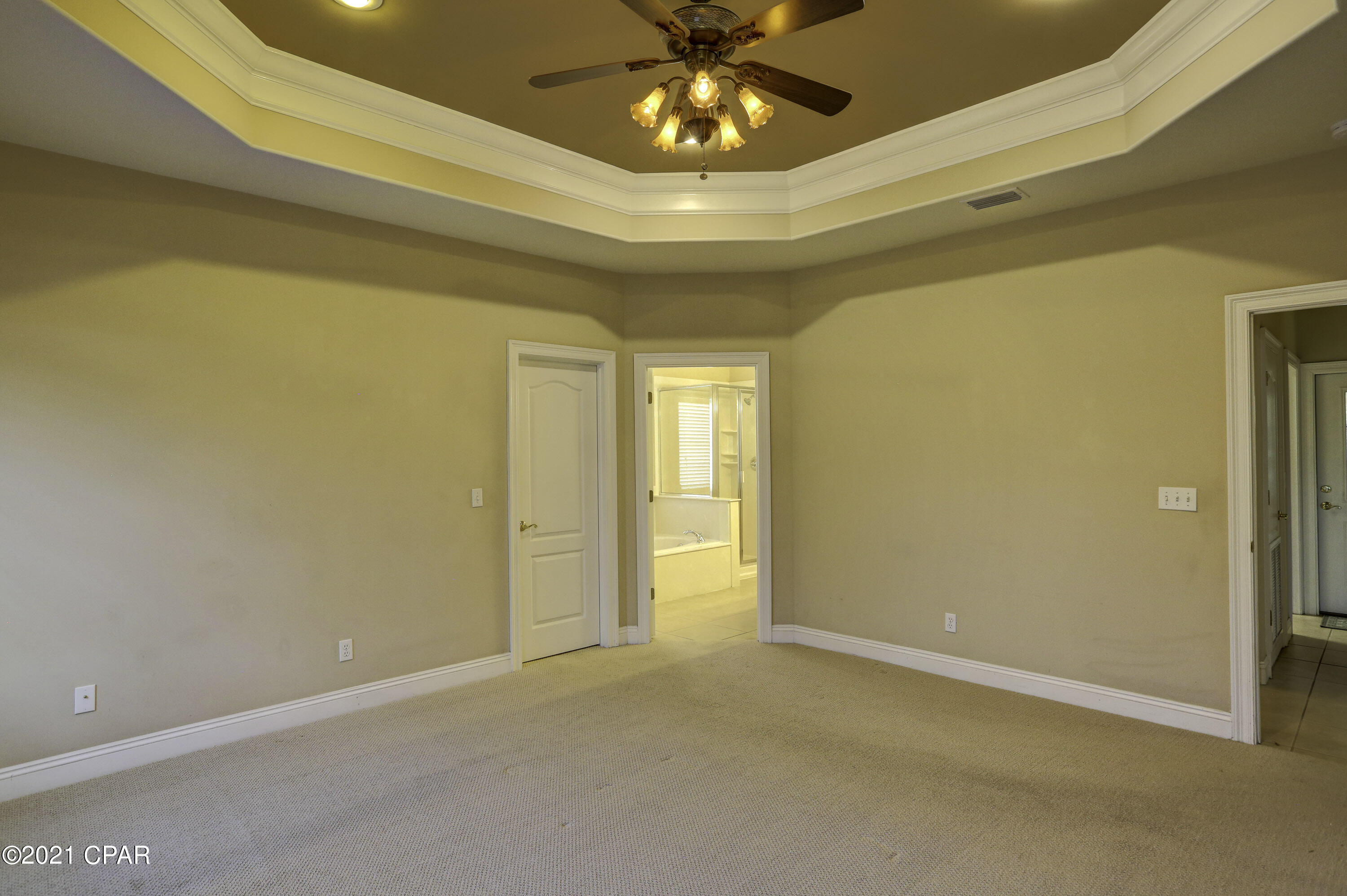 Kirkland Manor - Residential