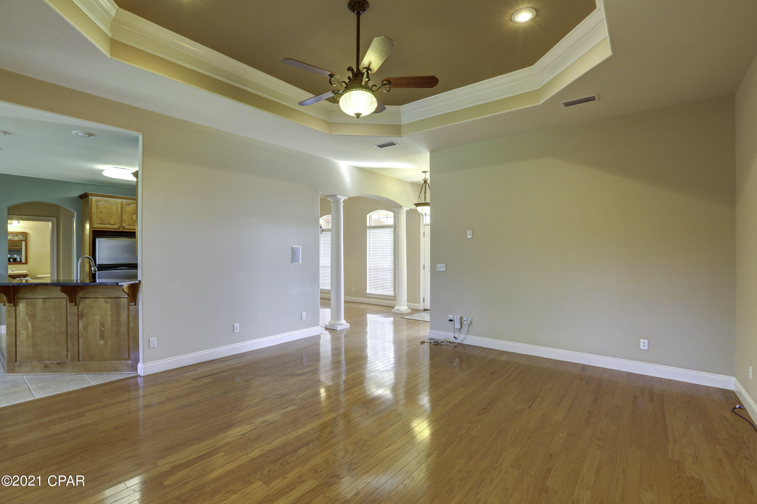 Kirkland Manor - Residential