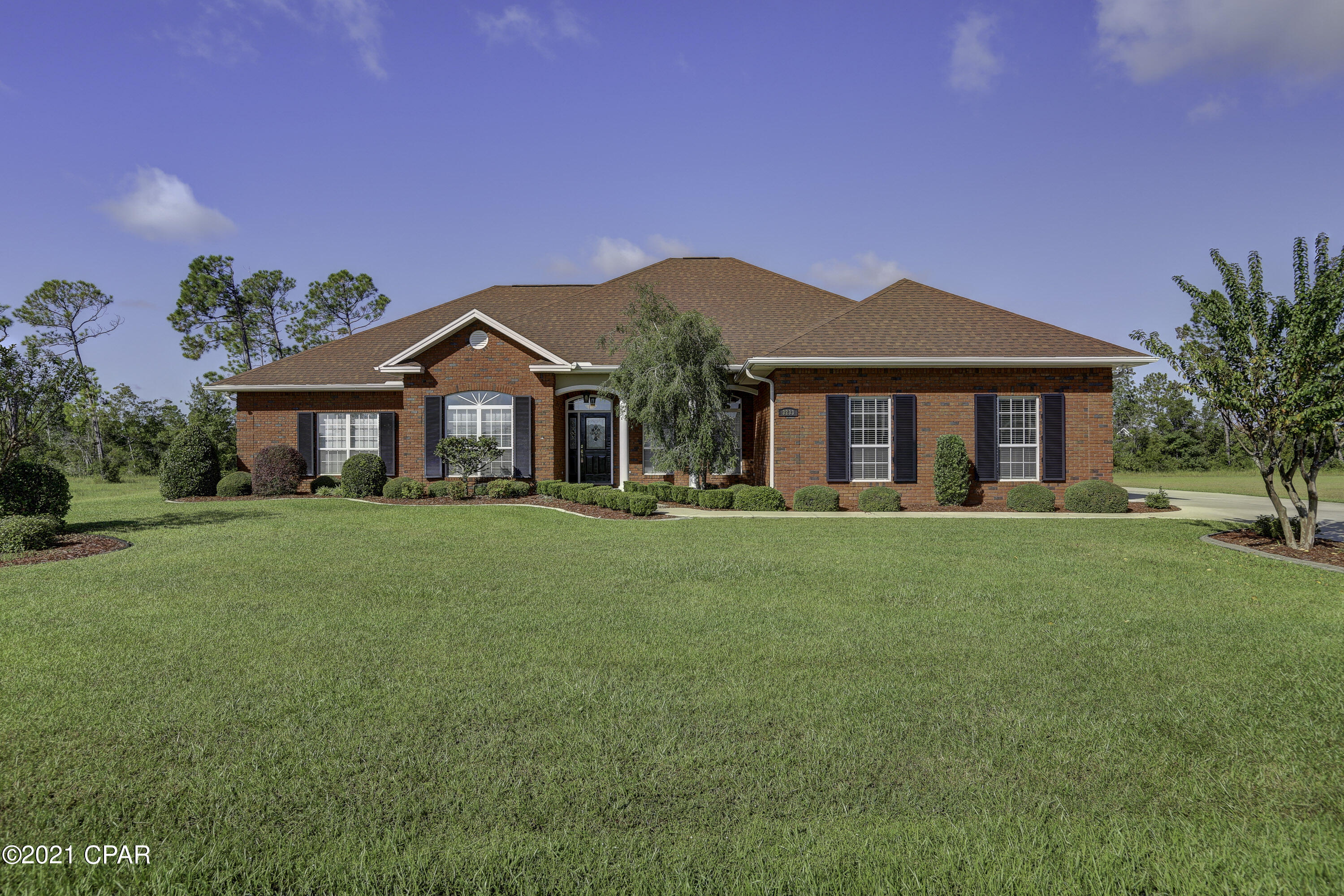 Kirkland Manor - Residential