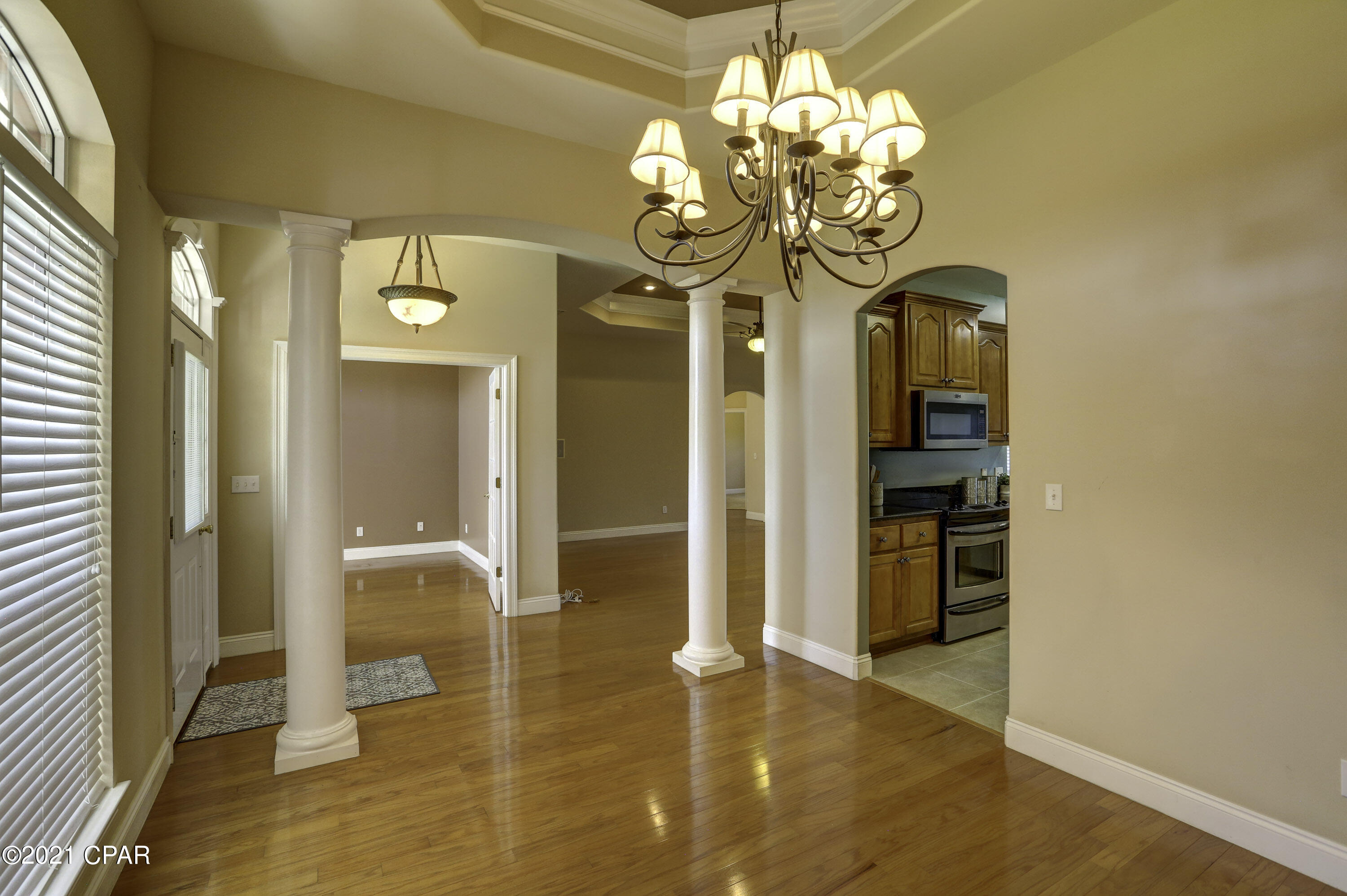 Kirkland Manor - Residential