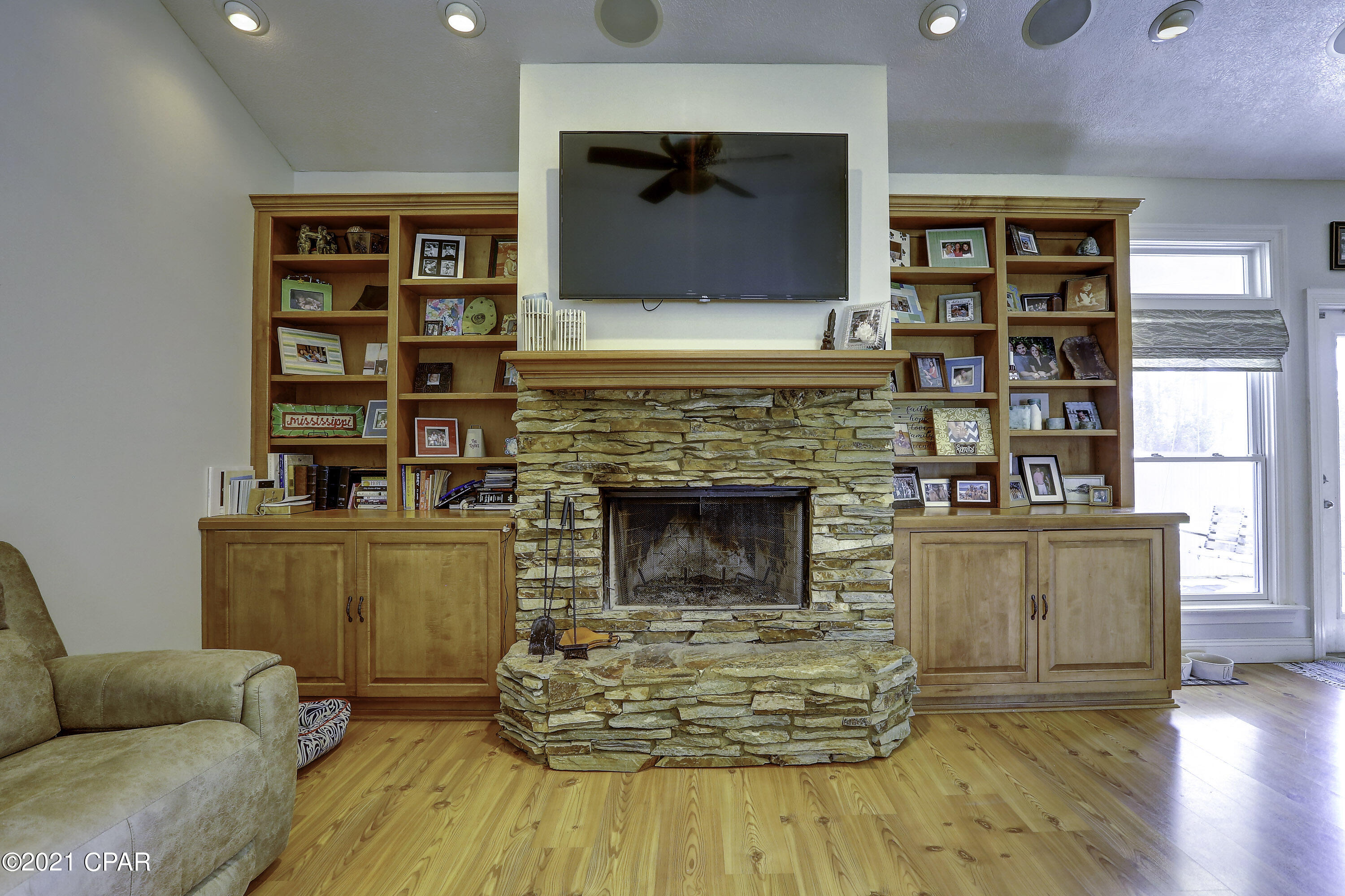 North Lagoon Oaks 8th Add - Residential