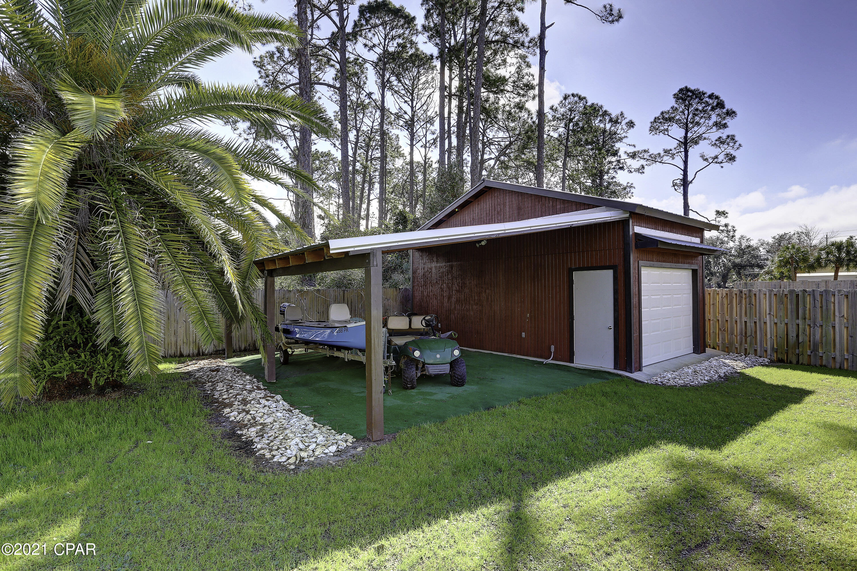 North Lagoon Oaks 8th Add - Residential