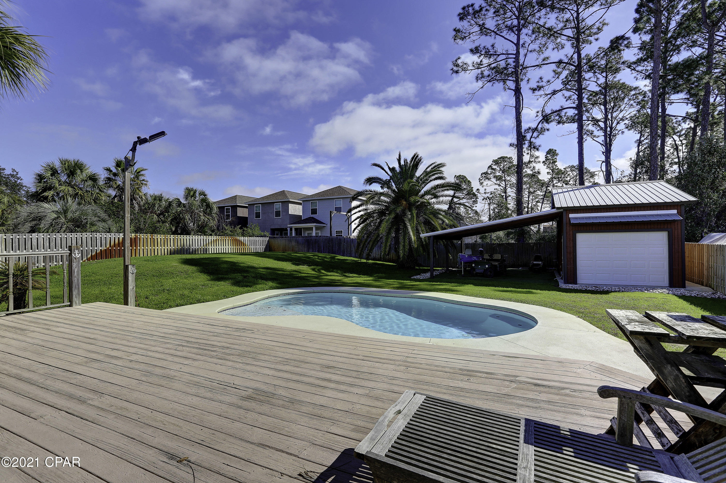 North Lagoon Oaks 8th Add - Residential