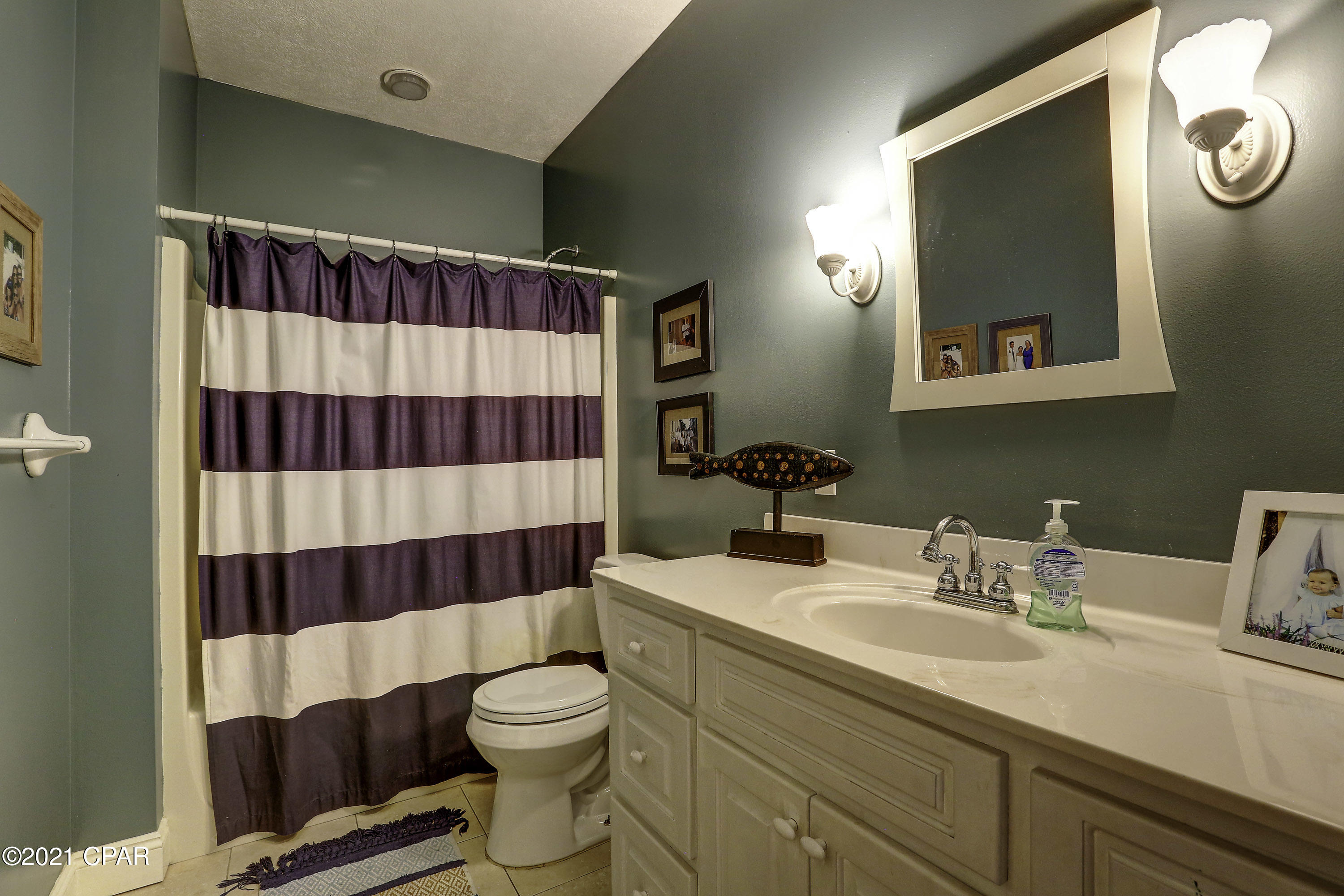 North Lagoon Oaks 8th Add - Residential