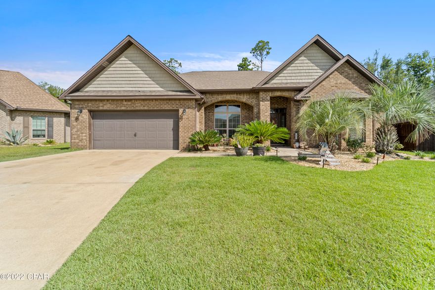 **UNDER CONTRACT, SELLER

WILL CONSIDER BACK UP OFFERS** 



DON'T MISS THIS BEAUTIFUL FAMILY HOME IN CHEROKEE HEIGHTS!! This Brick home features 3 bedrooms and 2 bathrooms and a spacious office with double French doors that is currently being utilized as a 4th bedroom! Spacious open floor plan, privacy fencing, gutters, plantation blinds throughout, double tray ceiling in the great room, arched entry ways, crown molding, wood floors in main living areas, beautiful tile and granite in kitchen and bathrooms, Pet Stainmaster carpet with upgraded waterproof padding in all carpeted rooms, and the indoor laundry room has been tiled as well. The master bath has a garden tub, separate tiled shower, water closet and double vanity. The master bedroom features a sitting area with tons of natural light and a door leading out to the screened patio . This home is equipped with security cameras and has a ground Centrocom system. This beautiful neighborhood is within walking distance of Tommy Smith Elementary and Merritt Brown Middle Schools and close to Hwy 231 and Star Ave. Call a REALTOR today to schedule a private showing. If important, please verify all measurements.