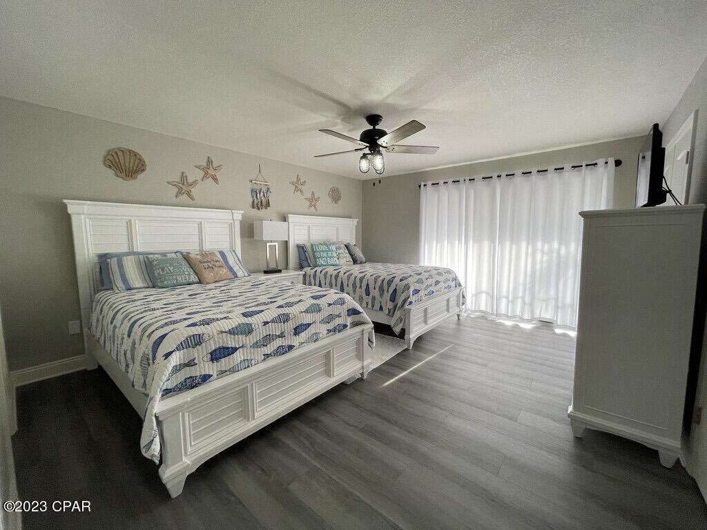 Edgewater Golf Villas V-B - Residential