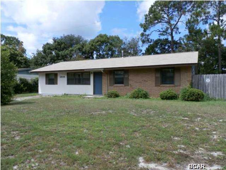 3 bedroom/1 bath home.  Bonus space that could be used as a den or game room. Kitchen recently updated with new cabinets and stainless steel appliances. Conveniently located near 23rd St. Close to shopping, Gulf Coast State College, and FSU. Fenced back yard and utility building.