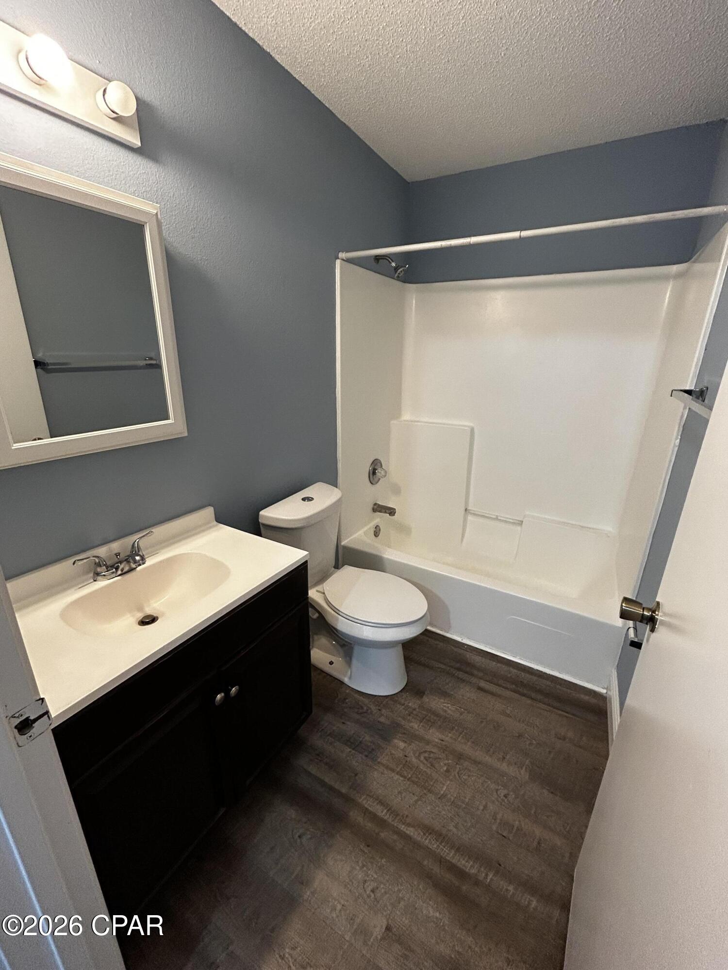 [No Recorded Subdiv] - Residential Lease