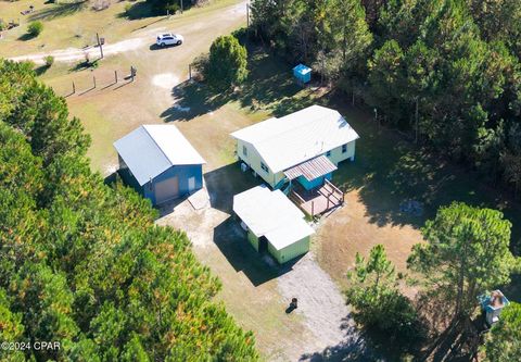 A home in Wewahitchka