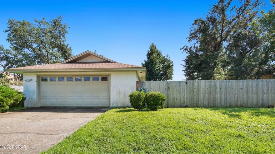 Here's your chance to own a 3 bedroom, 2 bath home in the desirable North Lagoon Heights Neighborhood, and make it your own with just a little bit of TLC. This home sits on a corner lot on a cul de sac, with a fenced in yard. Chimney is currently being rebuilt with hardie board and reflashing the roof joints. All measurements are approx, buyer to verify if important.