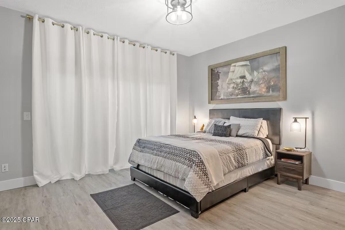 Long Beach 3rd - Residential