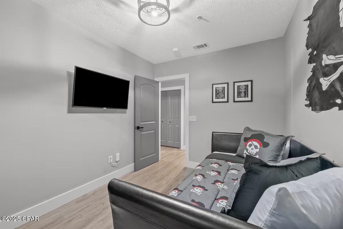 Long Beach 3rd - Residential