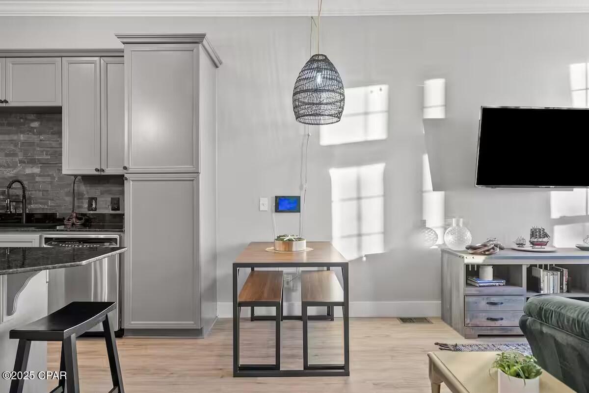 Long Beach 3rd - Residential