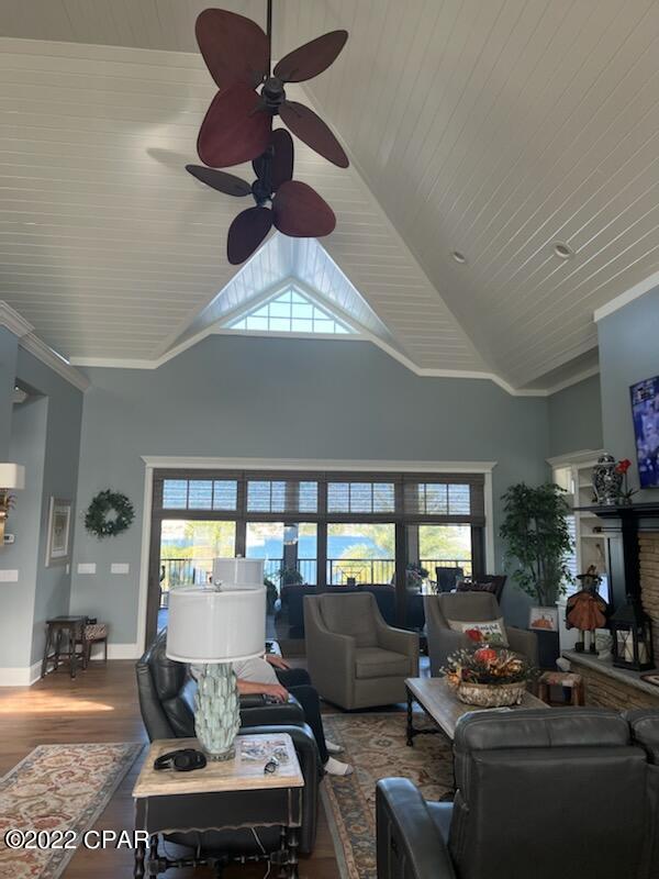 Cove Pointe - Residential