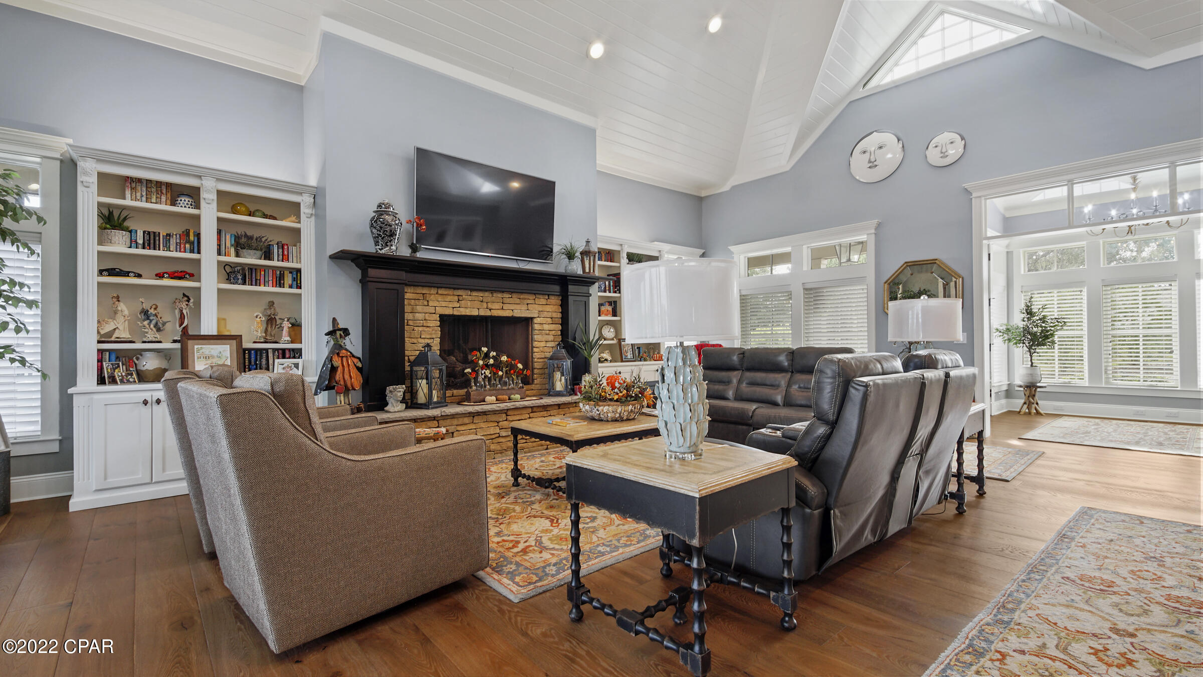 Cove Pointe - Residential