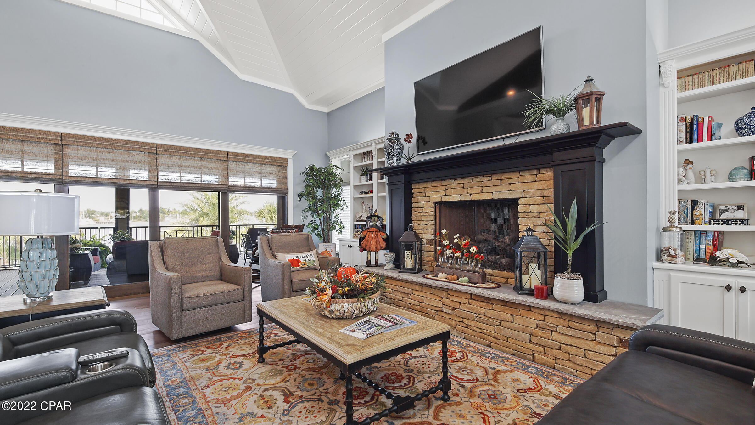 Cove Pointe - Residential