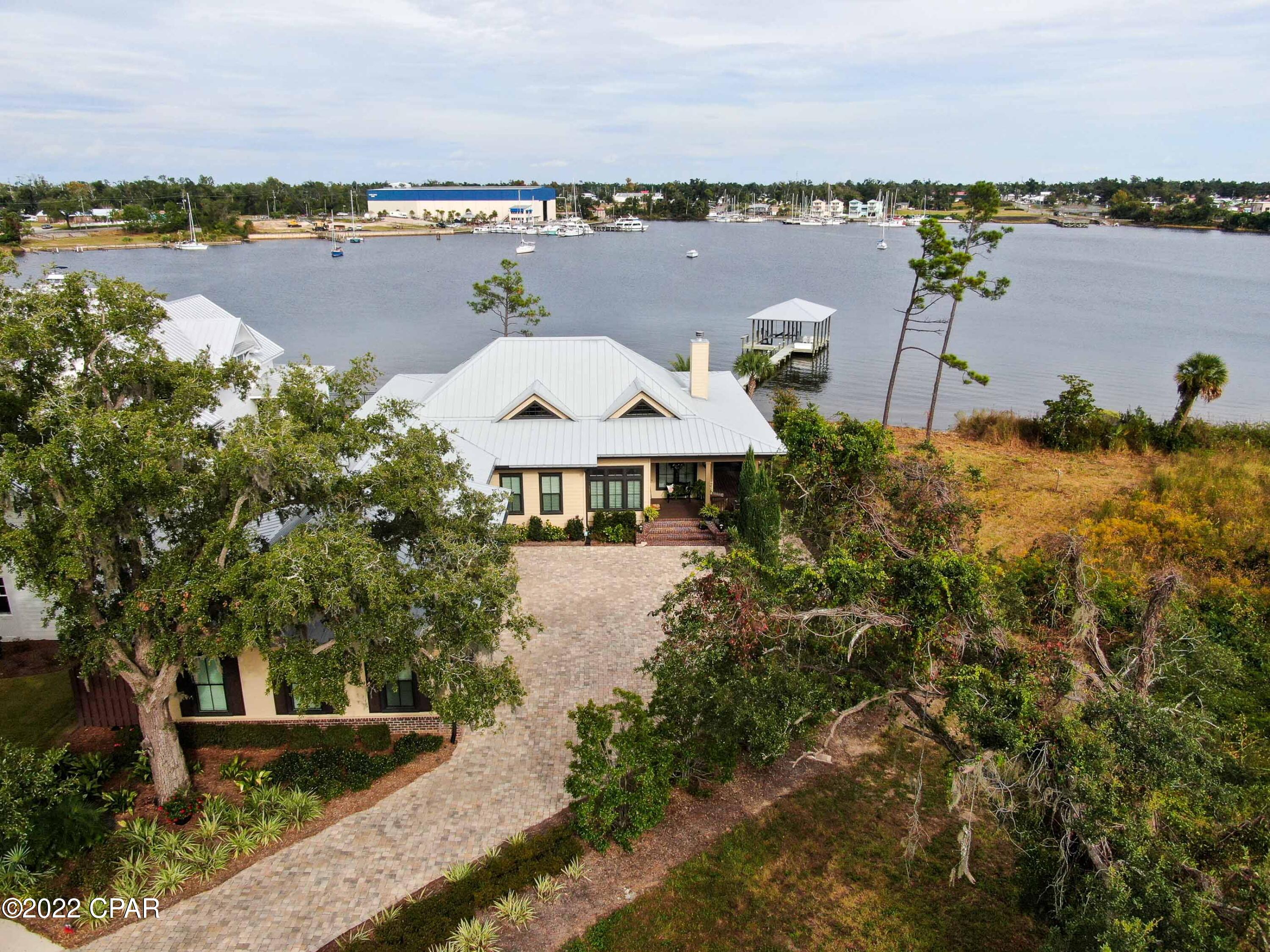 Cove Pointe - Residential