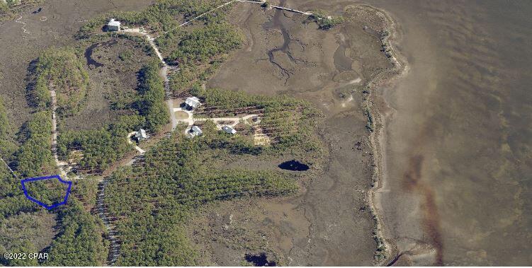 Rivercamps On Crooked Creek - Land