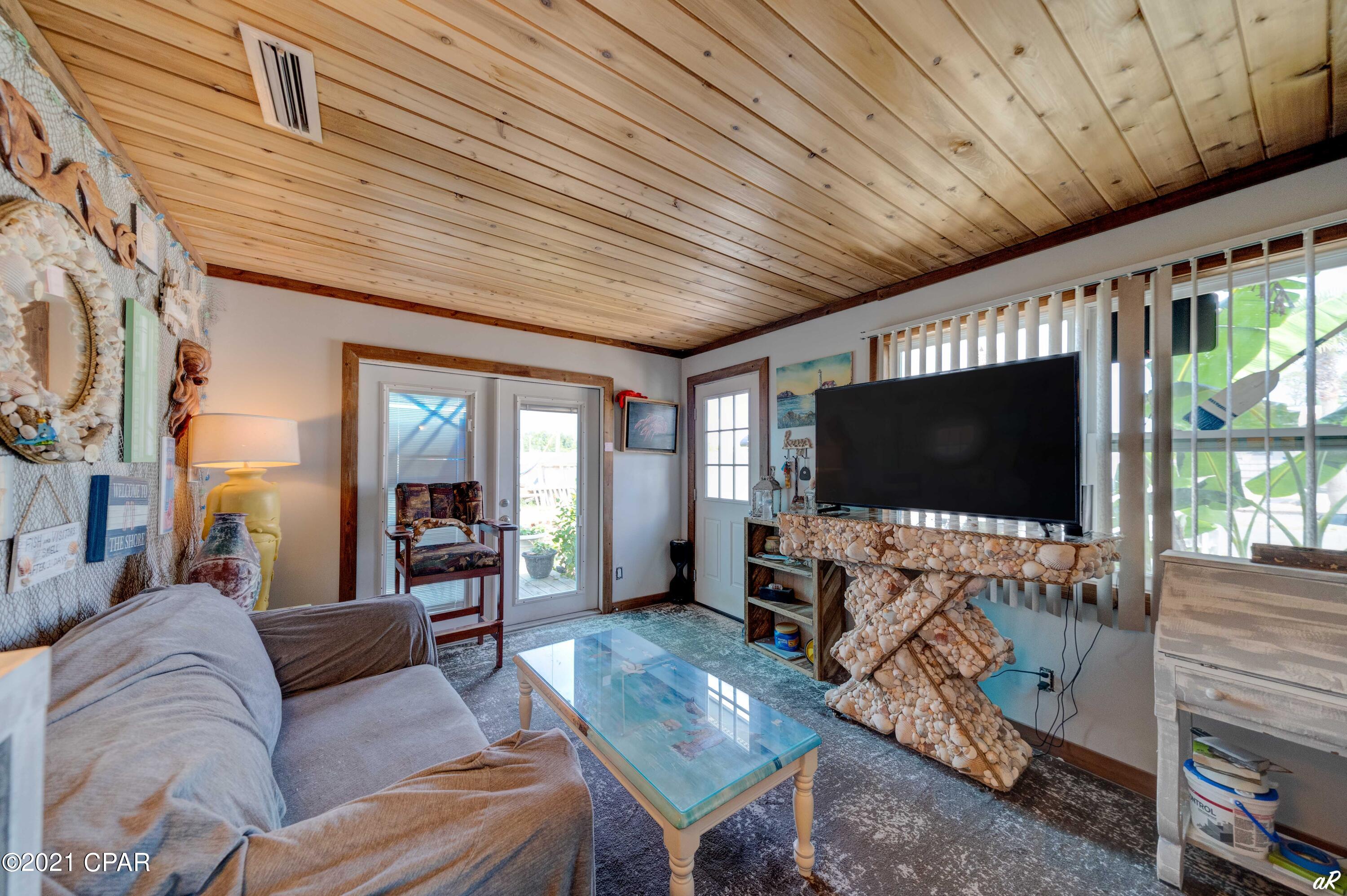 Biltmore Beach 1st Add - Residential