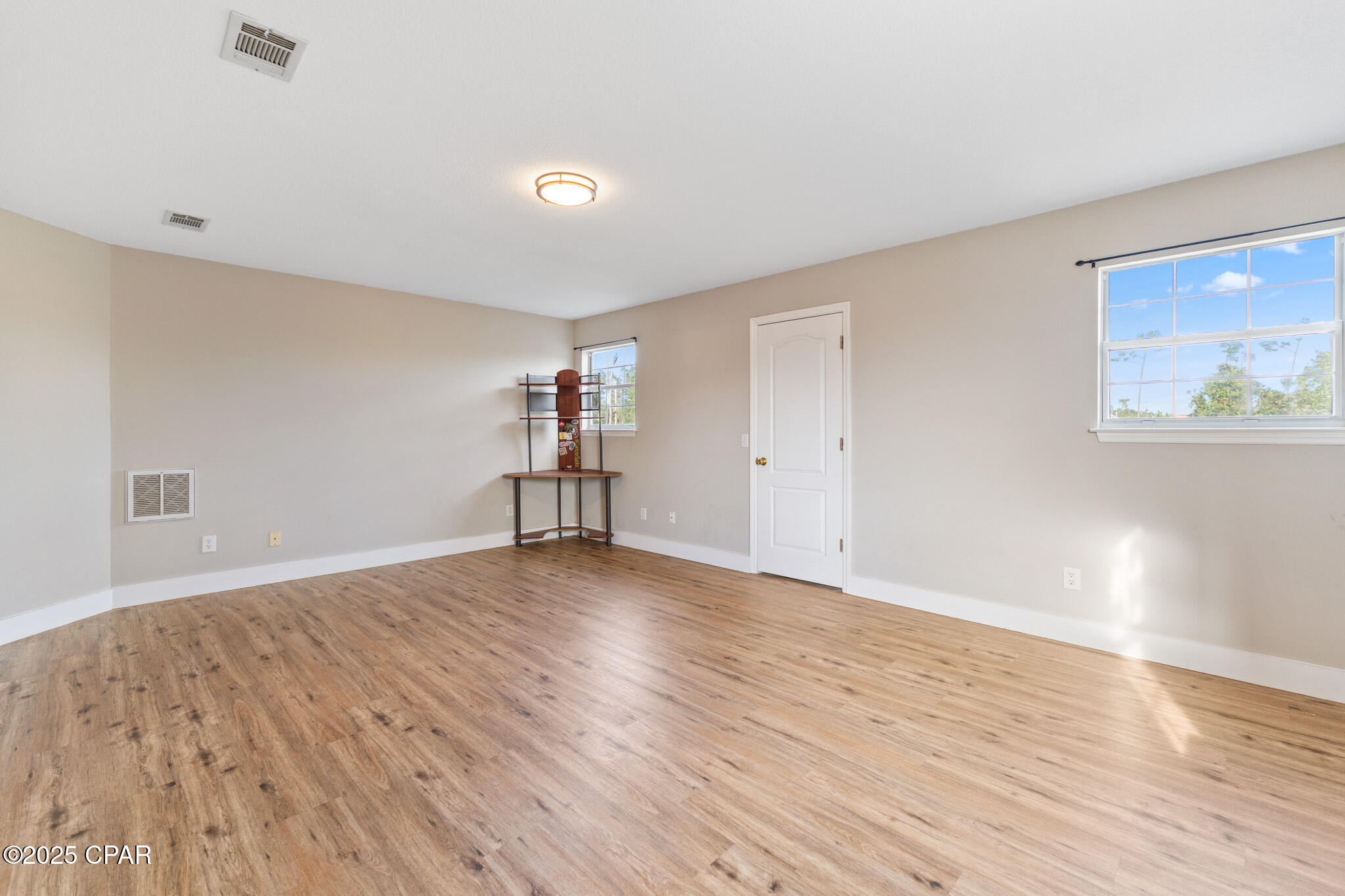 Colonial Est. - Residential