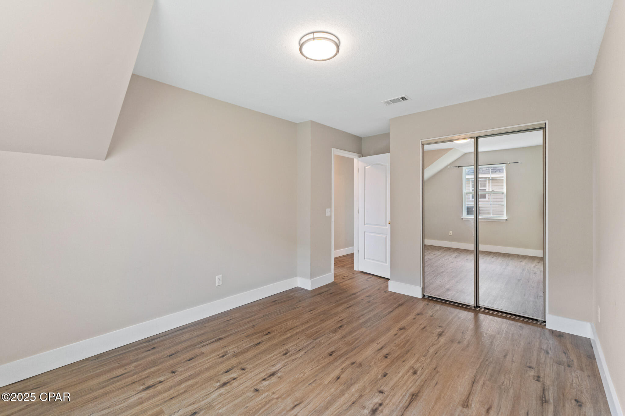 Colonial Est. - Residential