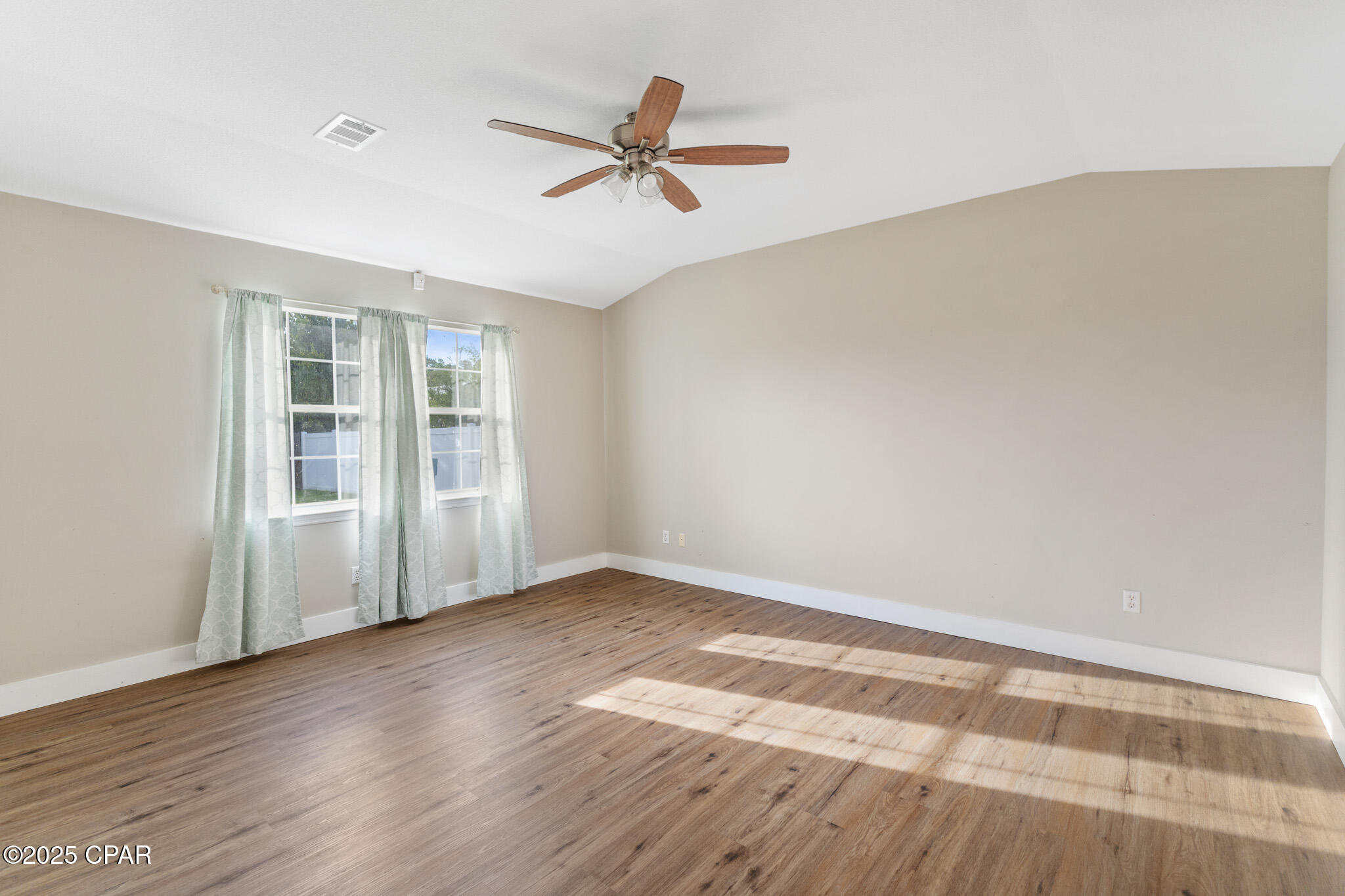 Colonial Est. - Residential