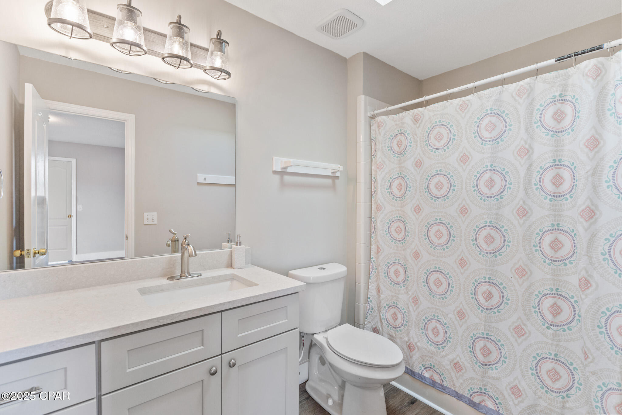 Colonial Est. - Residential