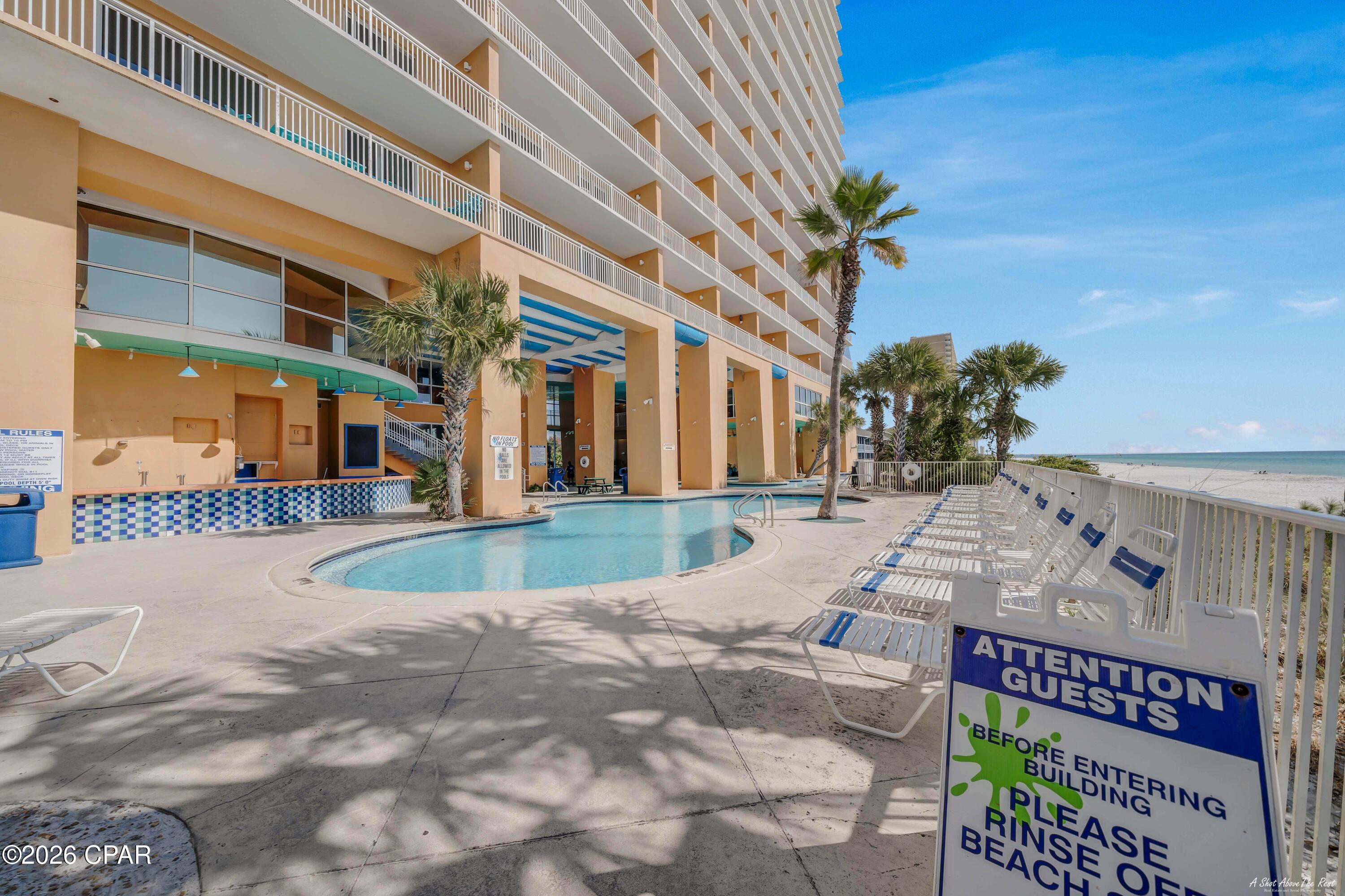 Splash Condo - Residential