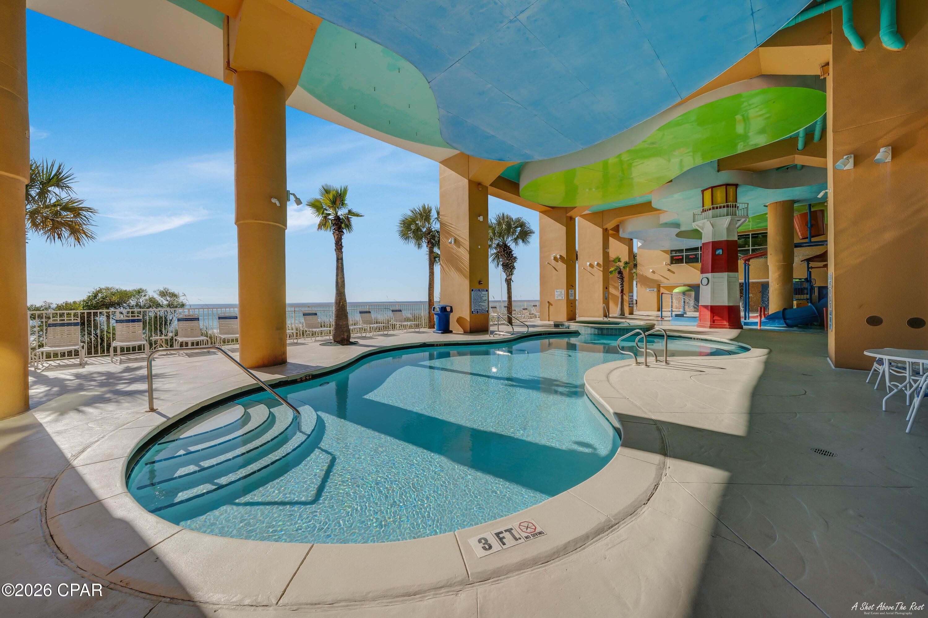 Splash Condo - Residential