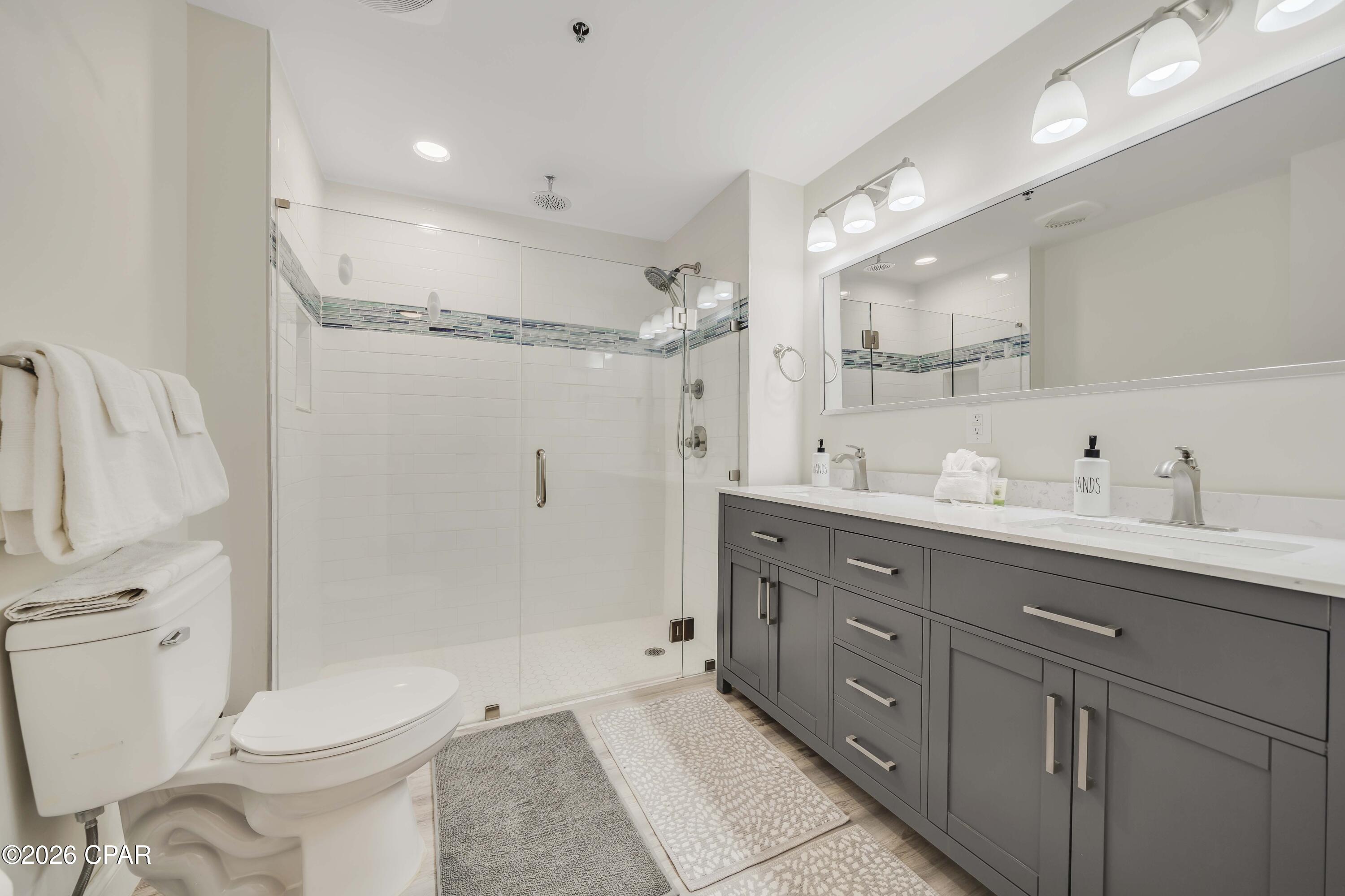 Splash Condo - Residential