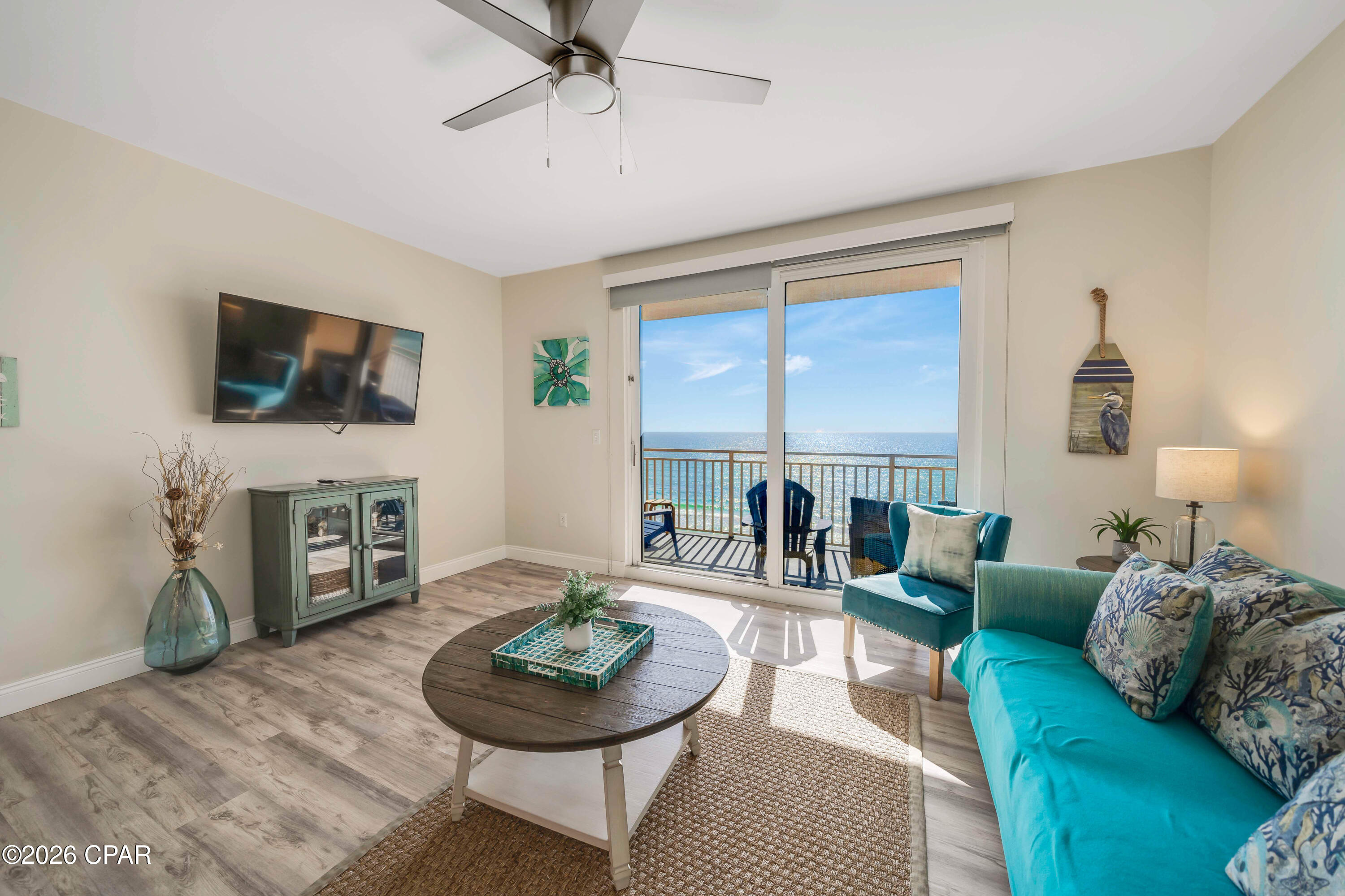 Splash Condo - Residential