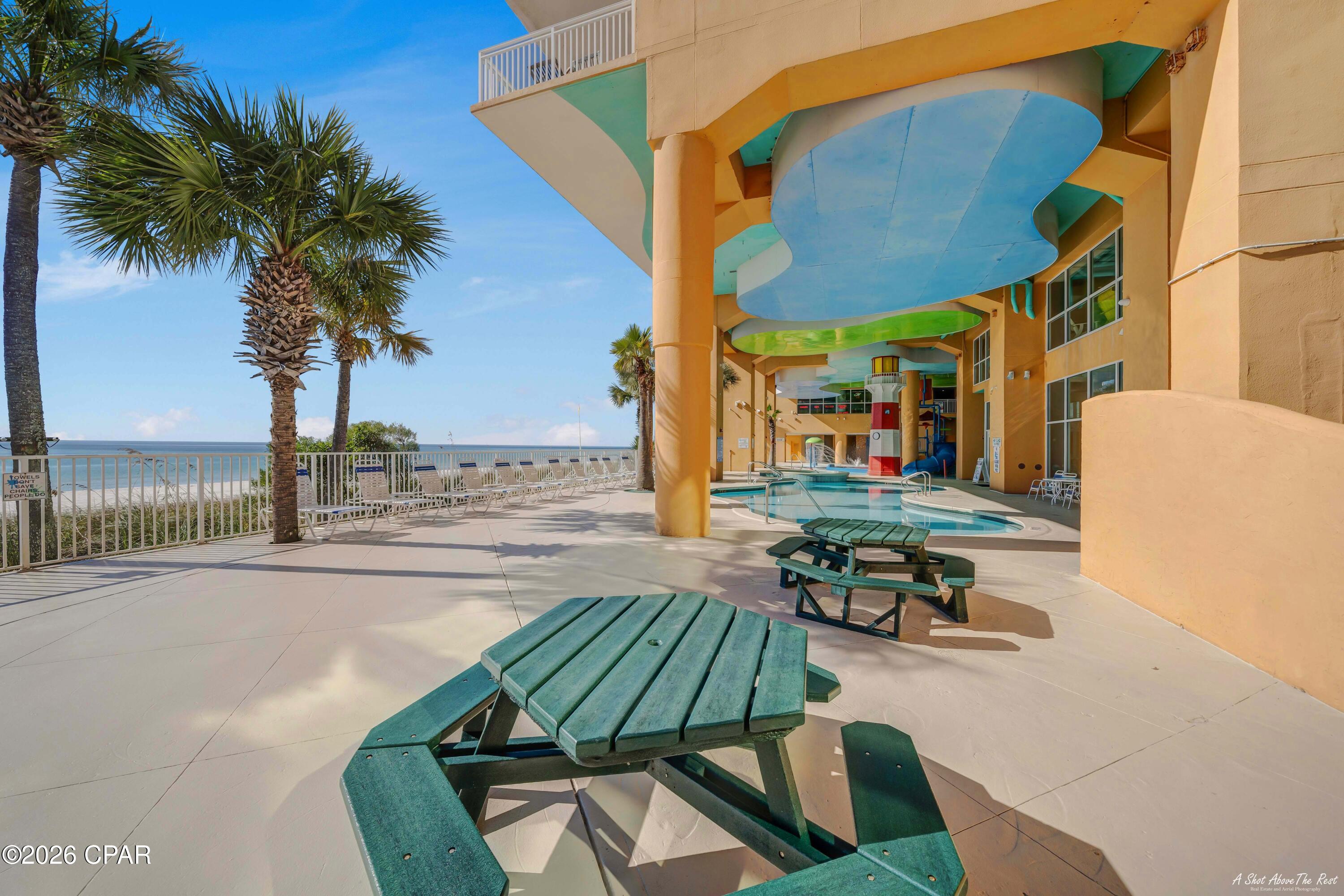 Splash Condo - Residential