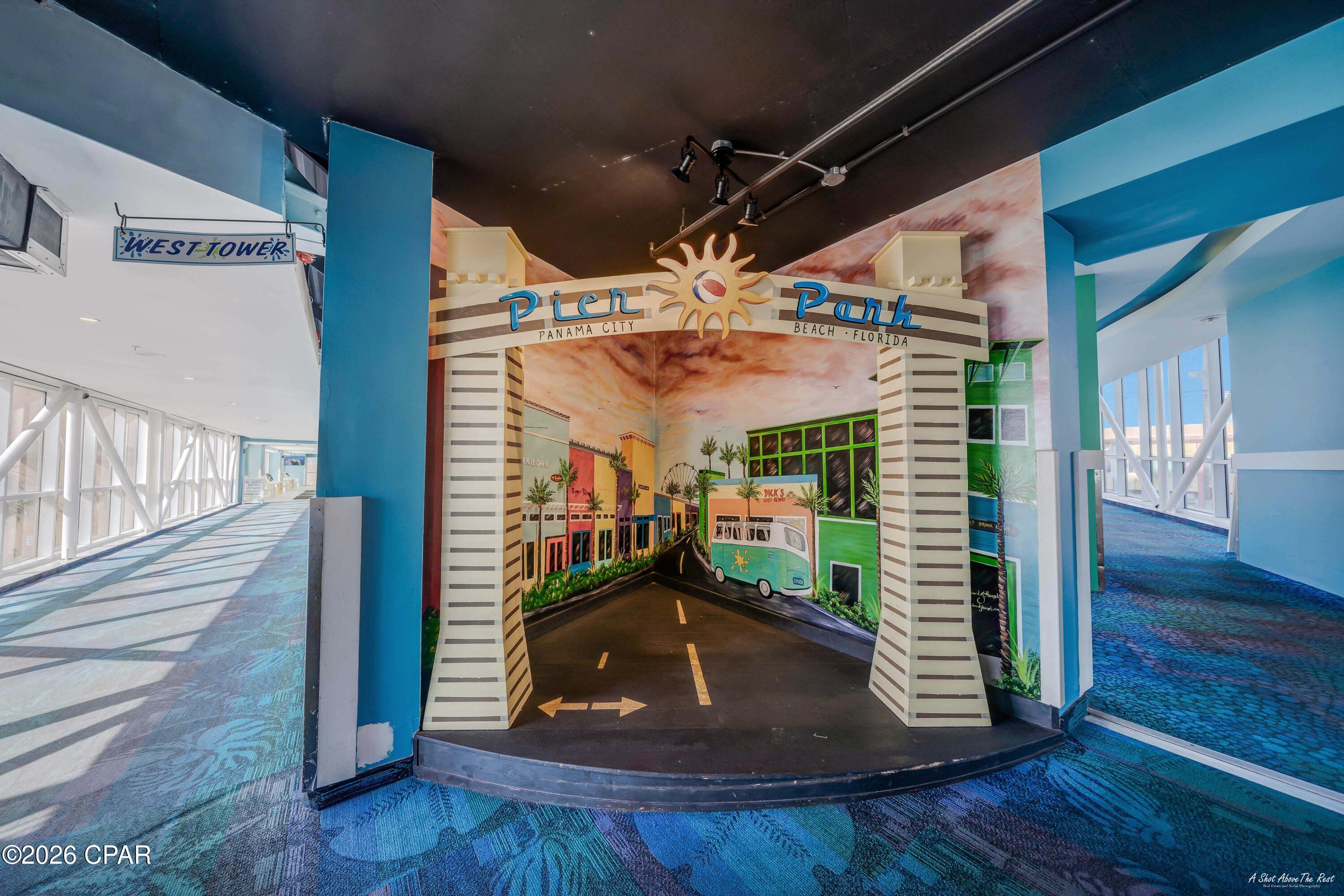 Splash Condo - Residential