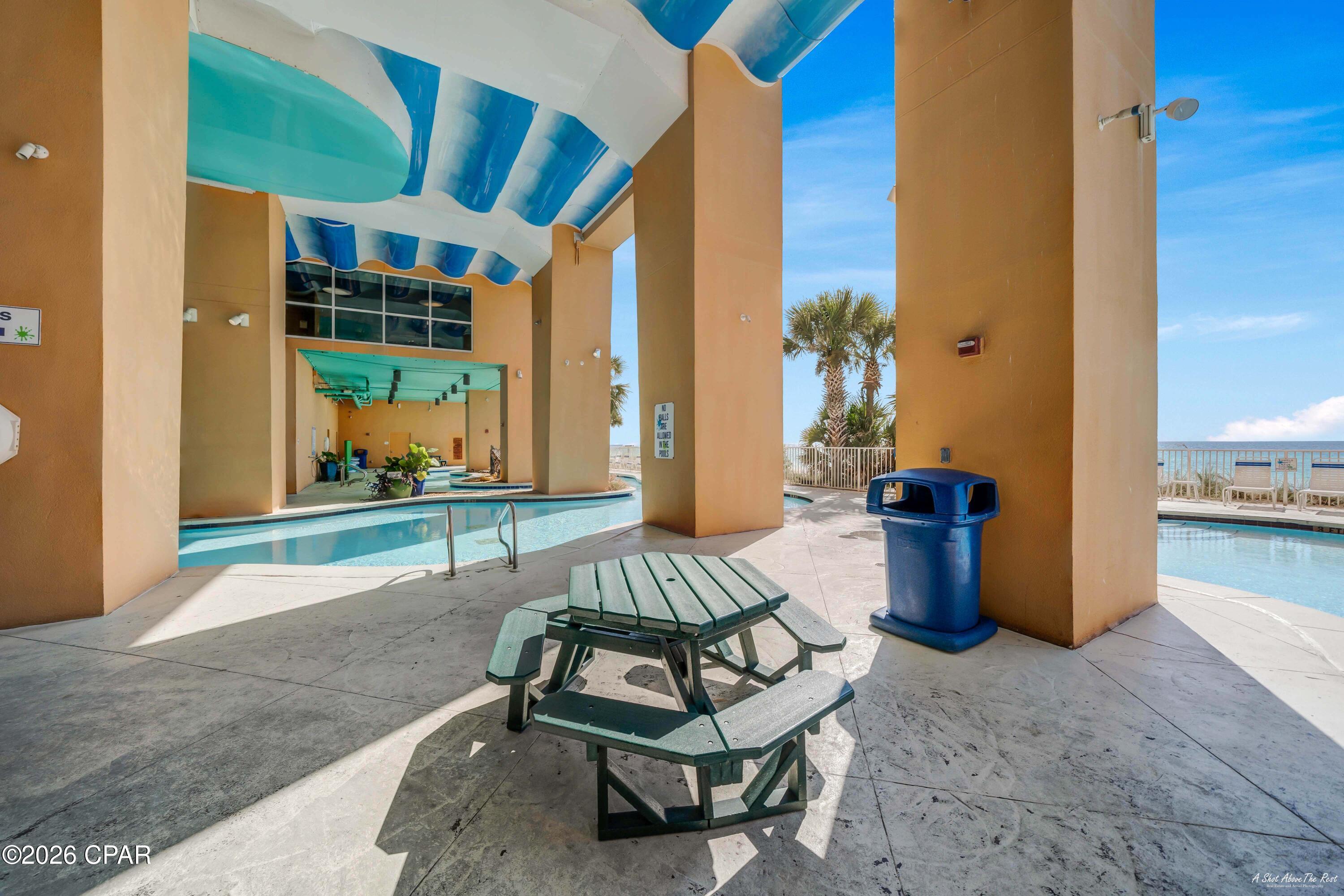 Splash Condo - Residential