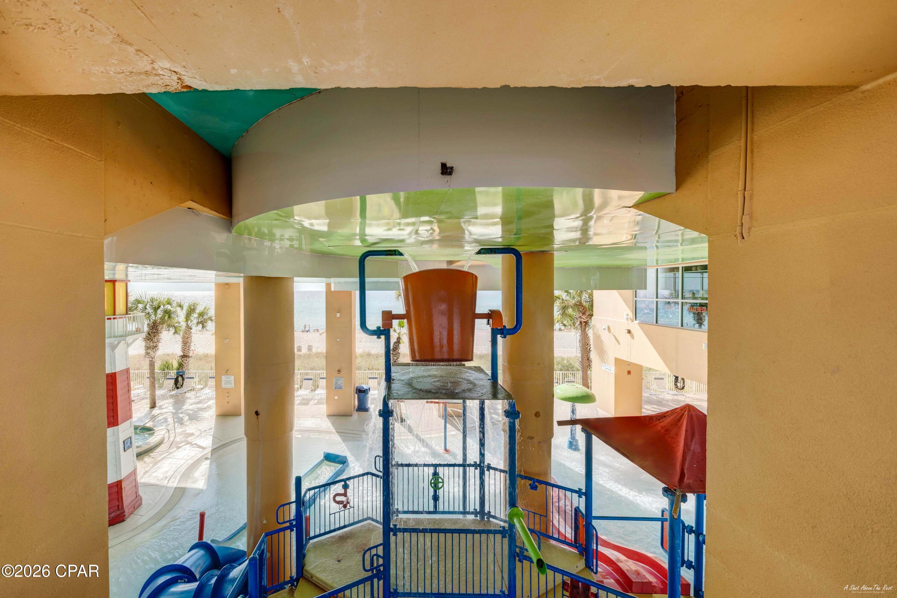 Splash Condo - Residential