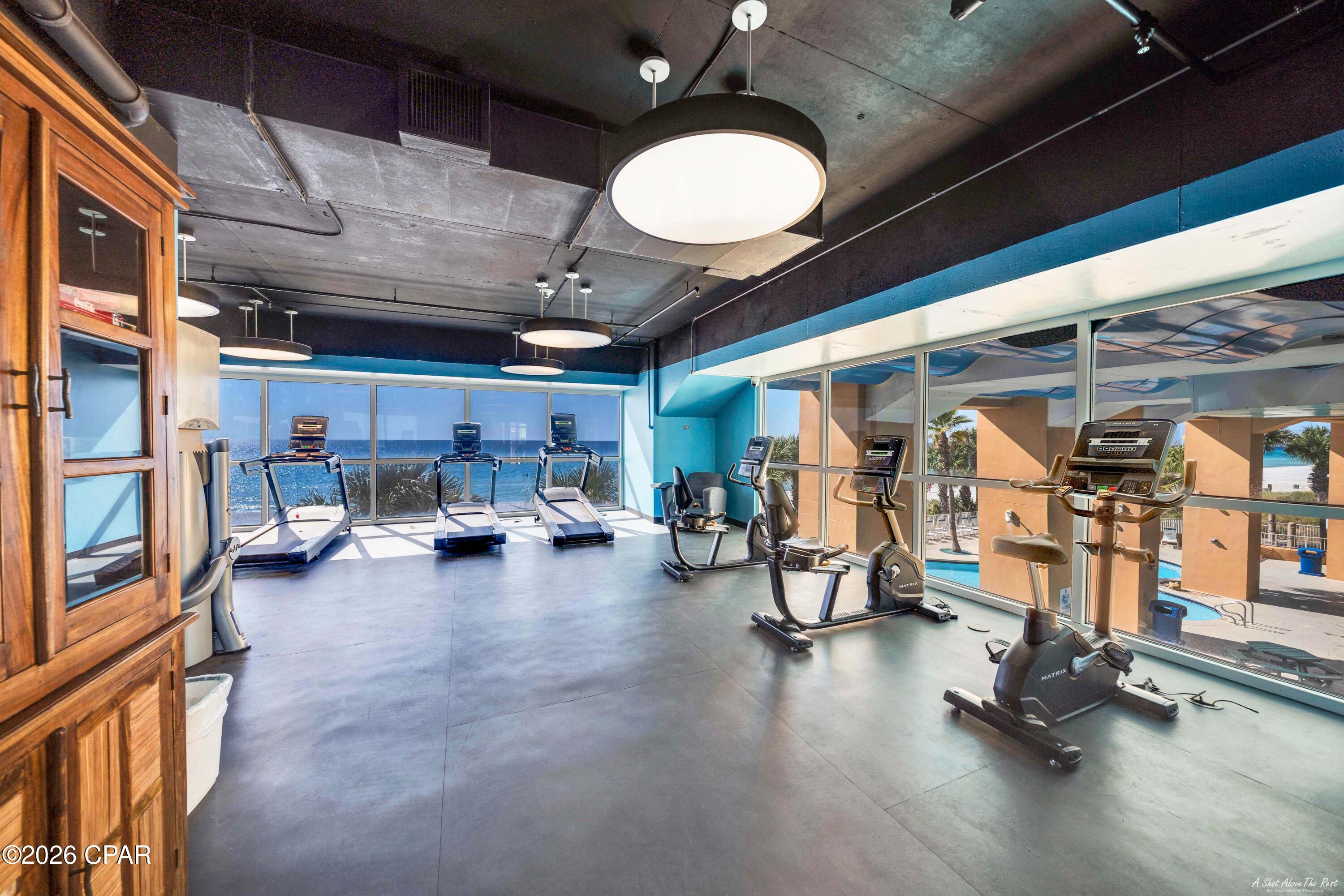 Splash Condo - Residential