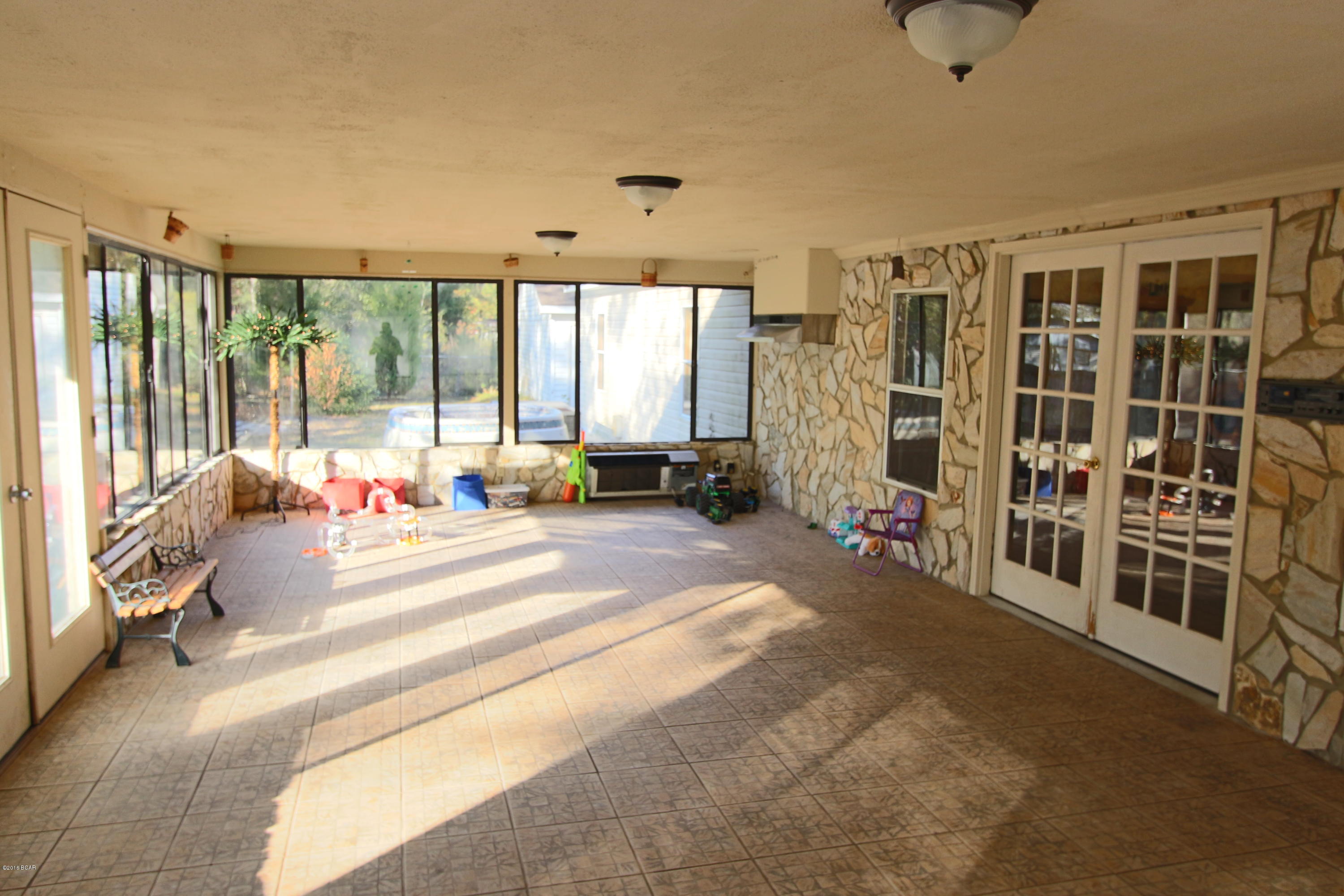 Howard Creek - Residential