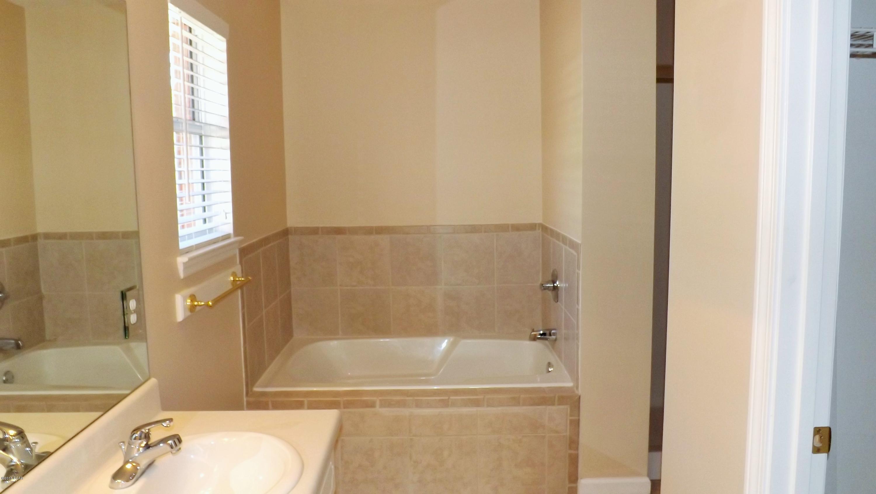 Brentwood Estates - Residential