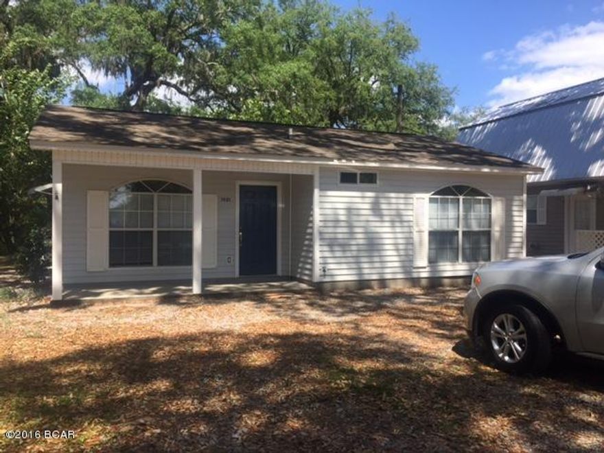 2 bedroom home within walking distance of East Bay. Home features tile and carpet flooring, separate dining room, washer & dryer hookups, and large bedroom closets.