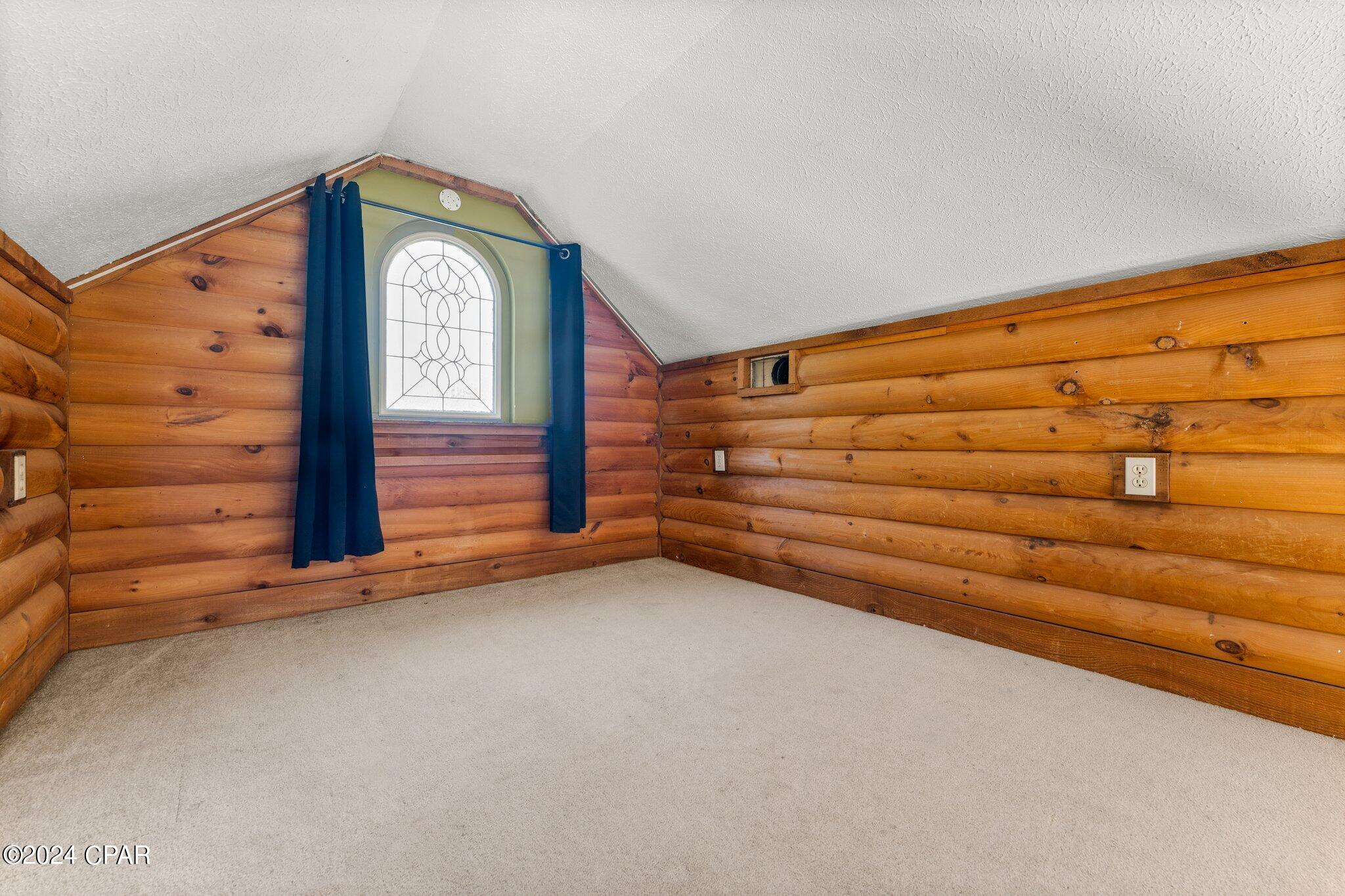 Lakewood Manor U-3 - Residential