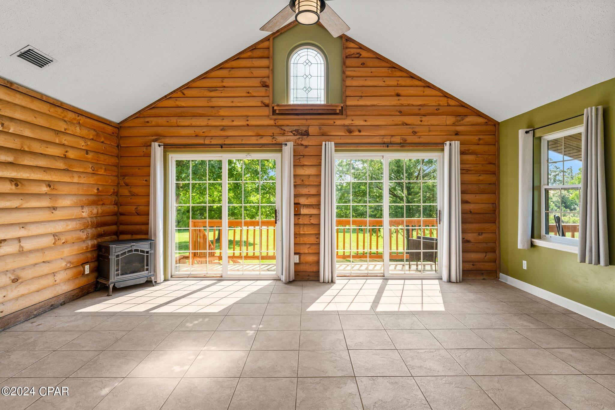 Lakewood Manor U-3 - Residential