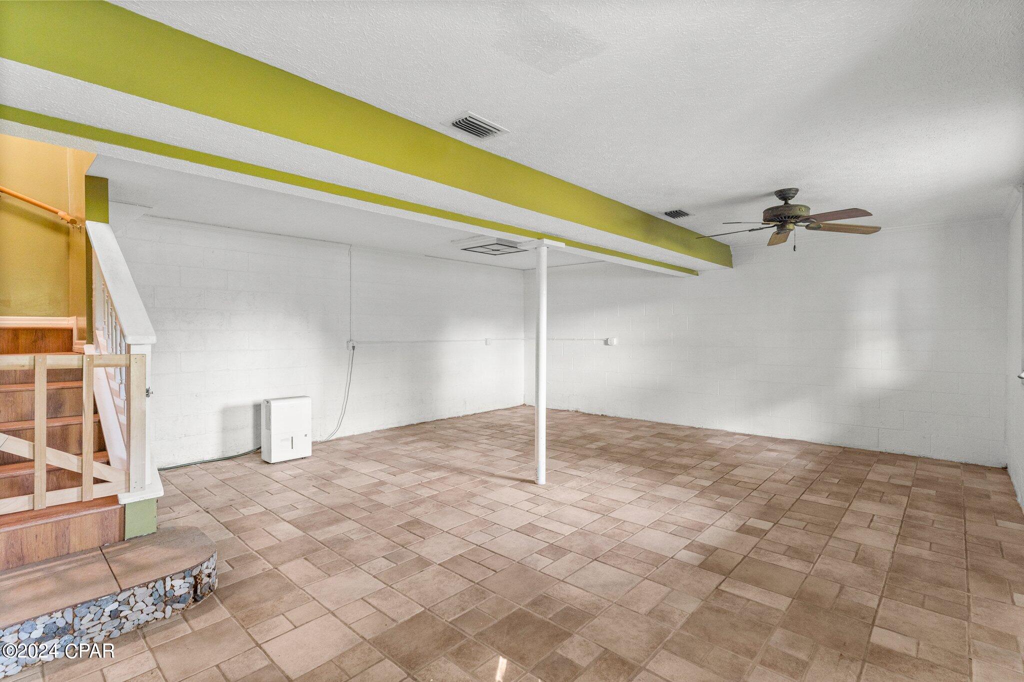 Lakewood Manor U-3 - Residential