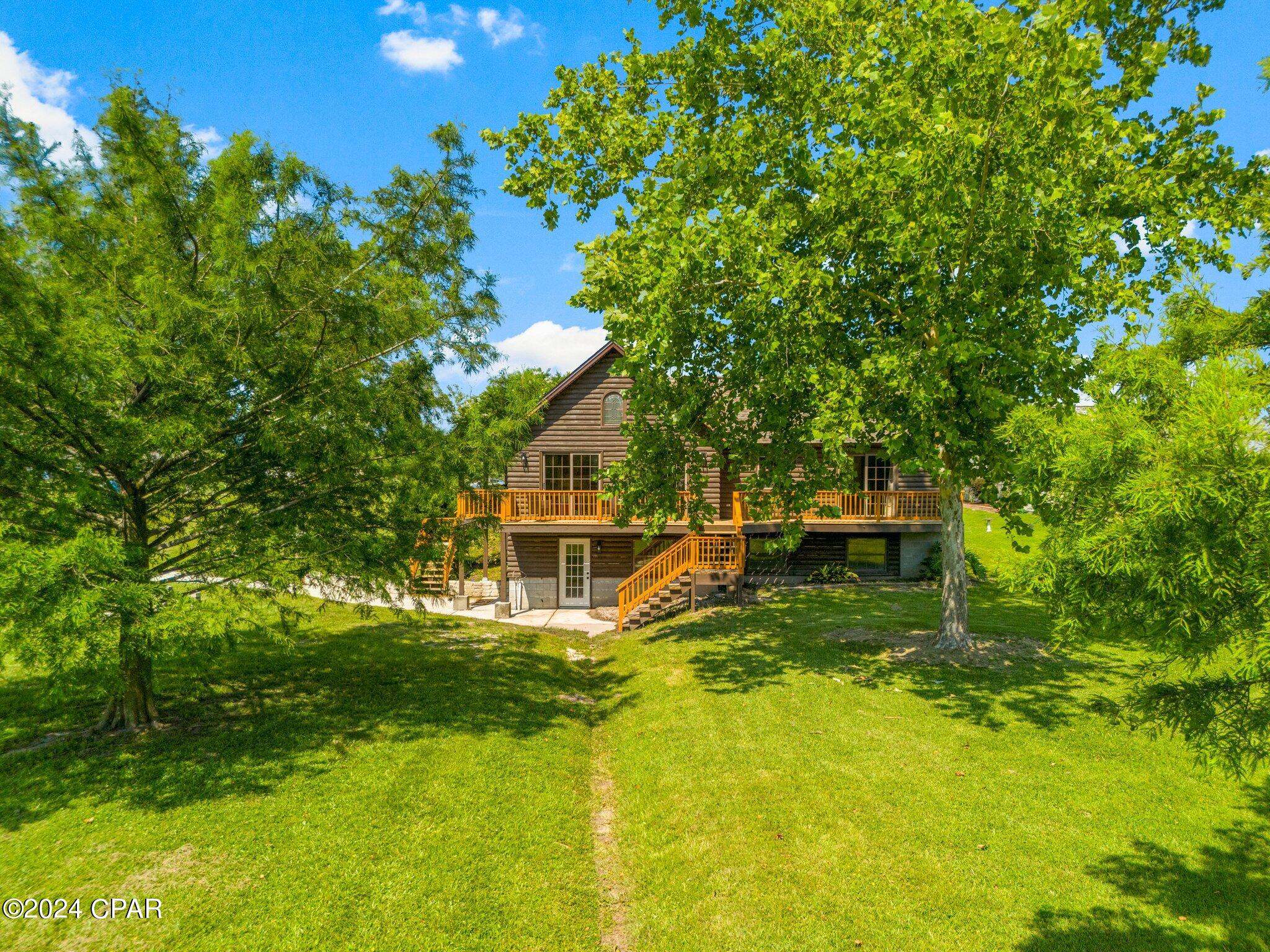 Lakewood Manor U-3 - Residential